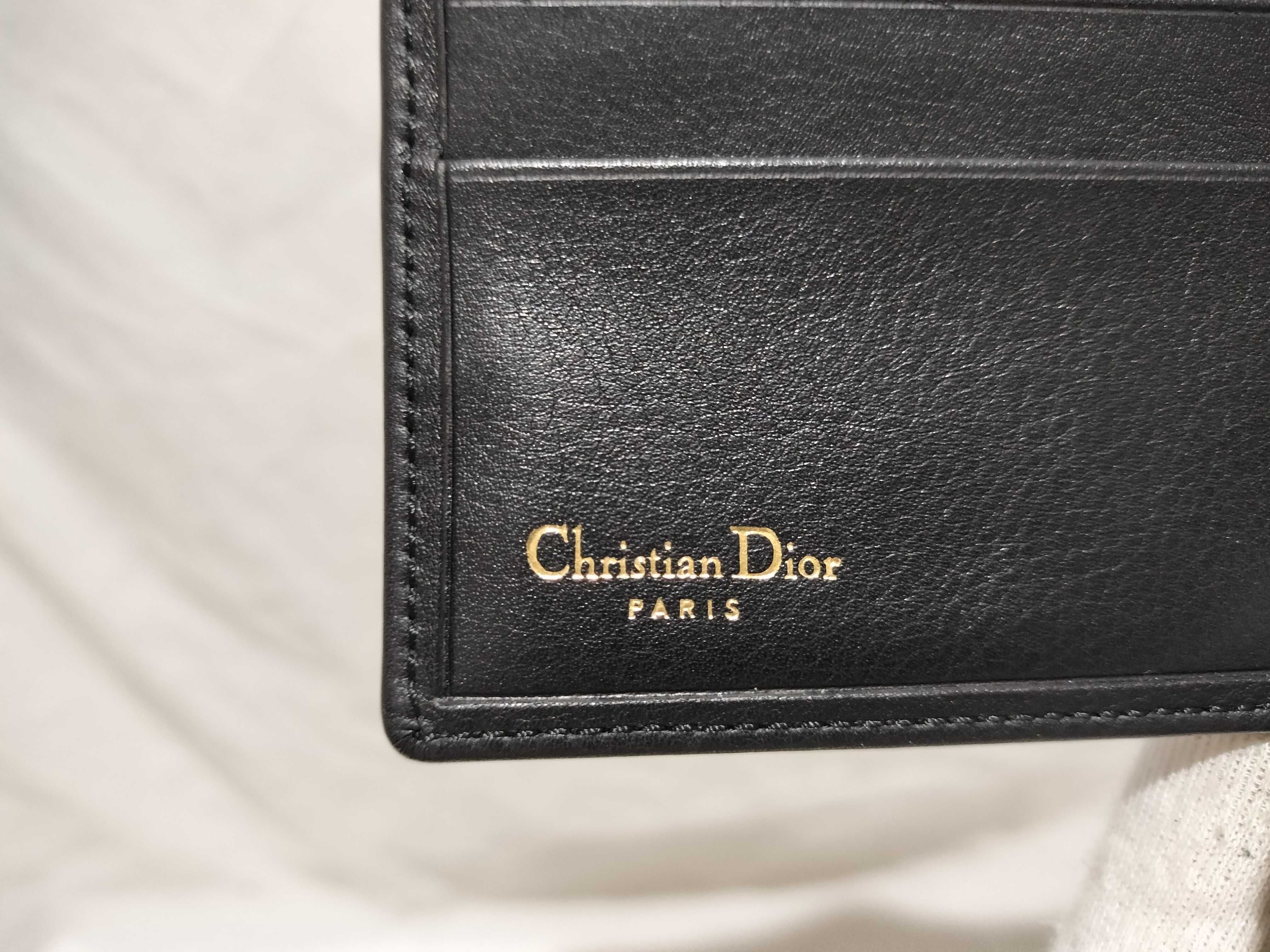 【水曜終了】(10221_0727)Dior レザー 二つ折り財布 CD 財布