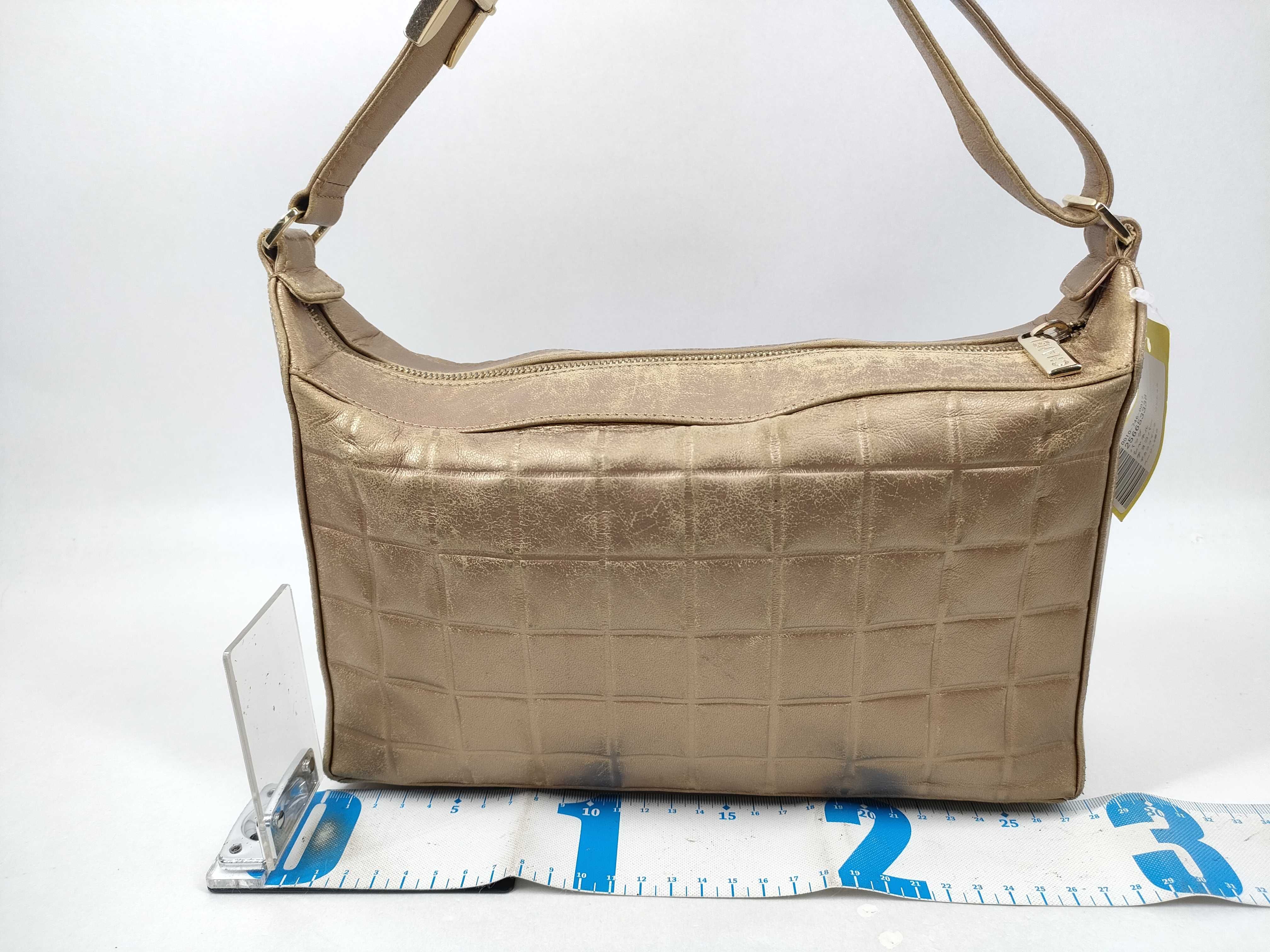 【水曜終了】(10228_0108)CHANEL チョコバー デカココマーク ワンショル ベージュ ショルダーバッグ