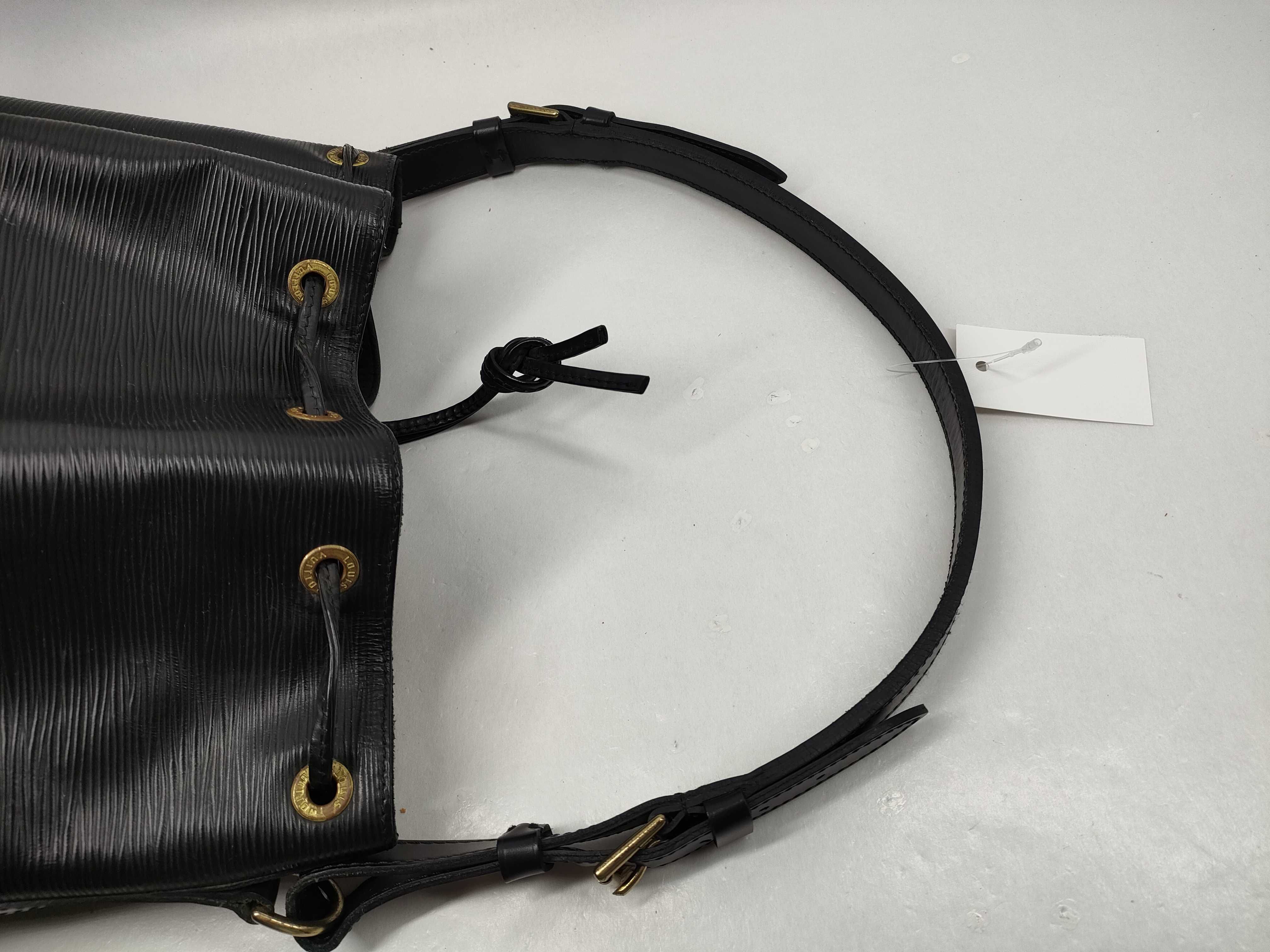 【水曜終了】(10229_0095)LOUIS VUITTON エピ ノエ ショルダーバッグ