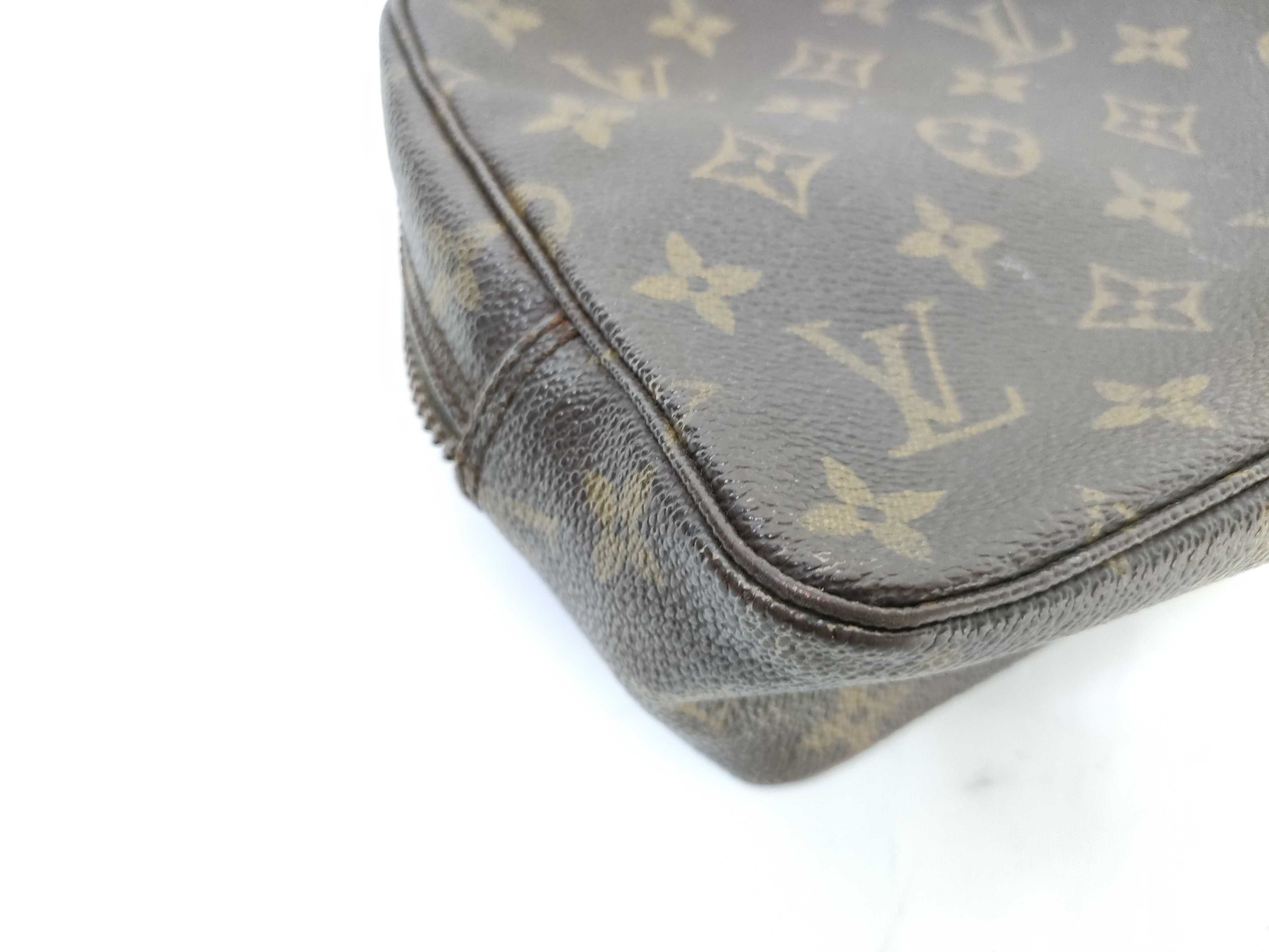 【水曜終了】(10229_0370)LOUIS VUITTON モノグラム トゥルース トワレット23 ポーチ