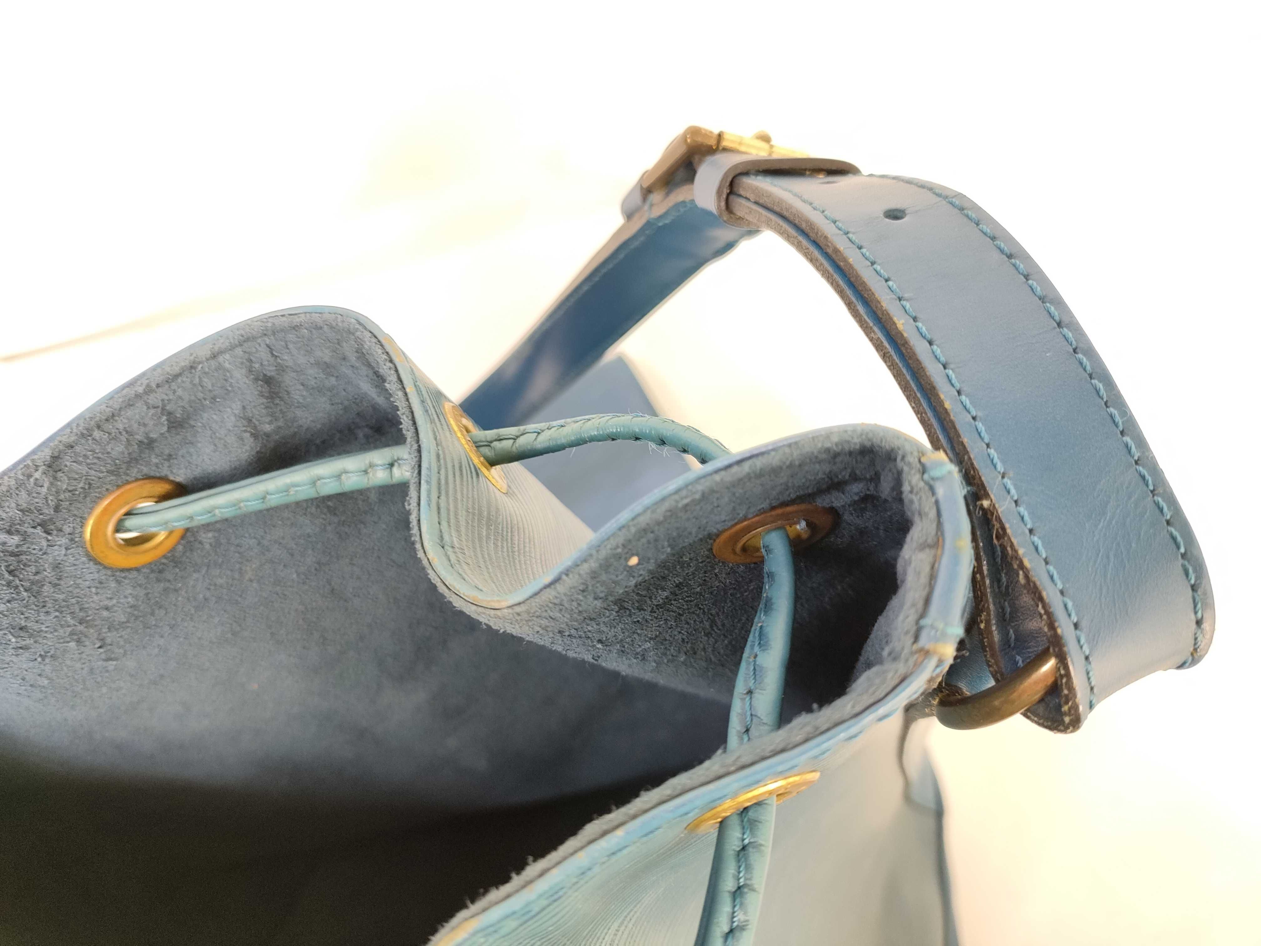【水曜終了】(10229_0107)LOUIS VUITTON エピ ノエ ポーチ付き ショルダーバッグ
