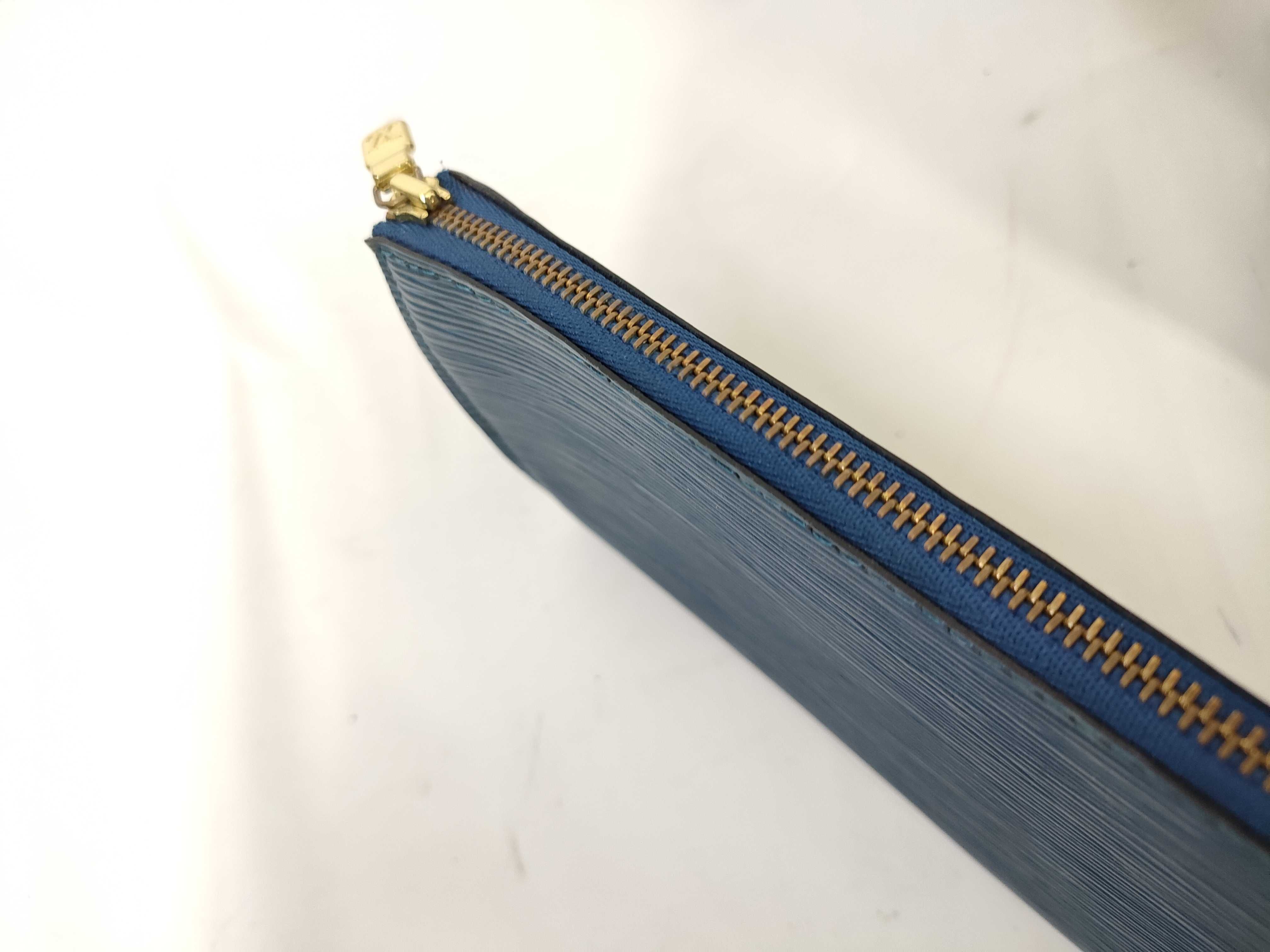 【水曜終了】(10229_0107)LOUIS VUITTON エピ ノエ ポーチ付き ショルダーバッグ