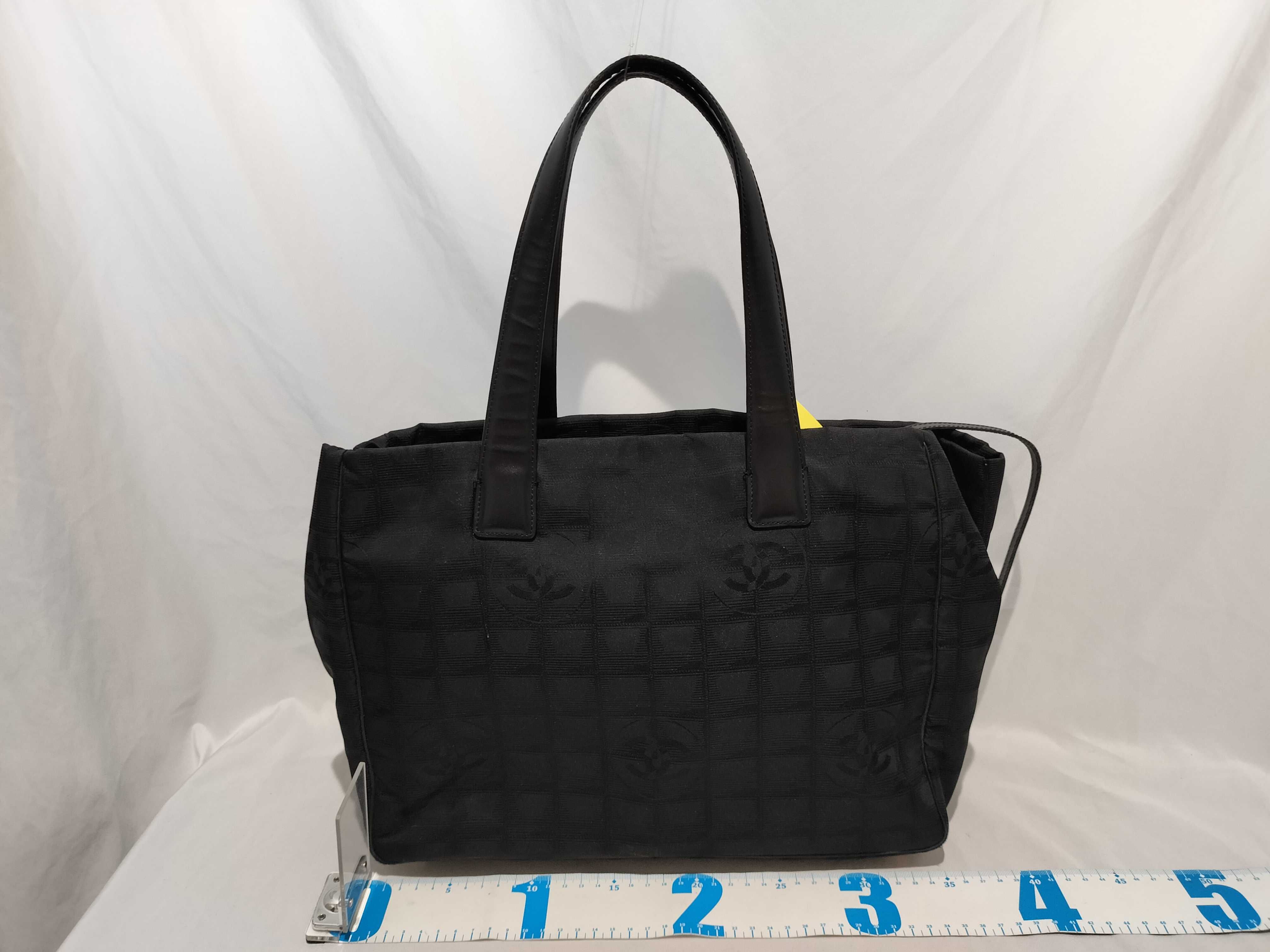 【水曜終了】(10228_0109)CHANEL ニュートラベルライン ニュートラ/ハント/ブラック トートバッグ