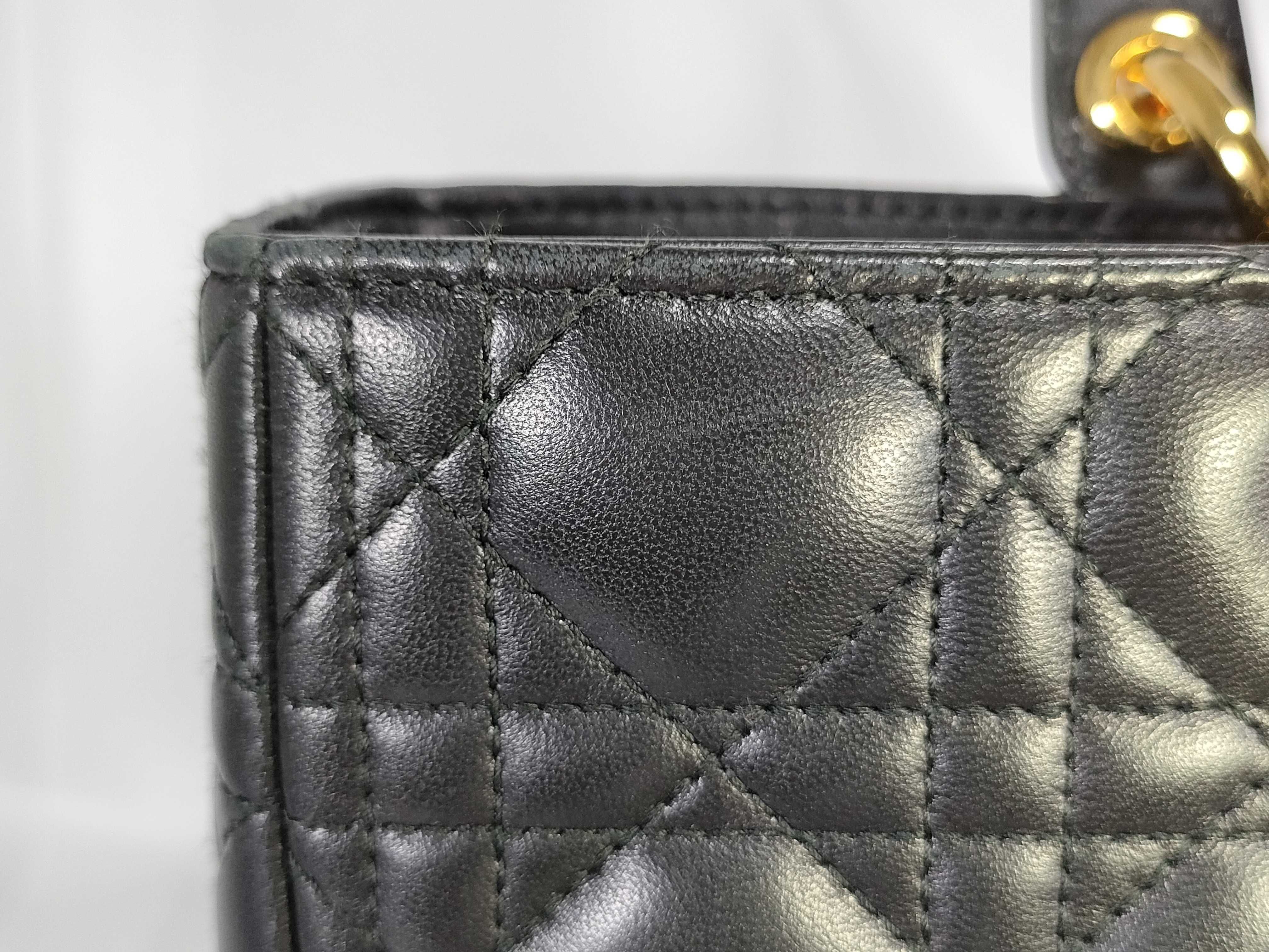【水曜終了】(10220_0481)Dior レディディオール カナージュ ラム レザー ブラック/黒 MA－1011 ハンドバッグ