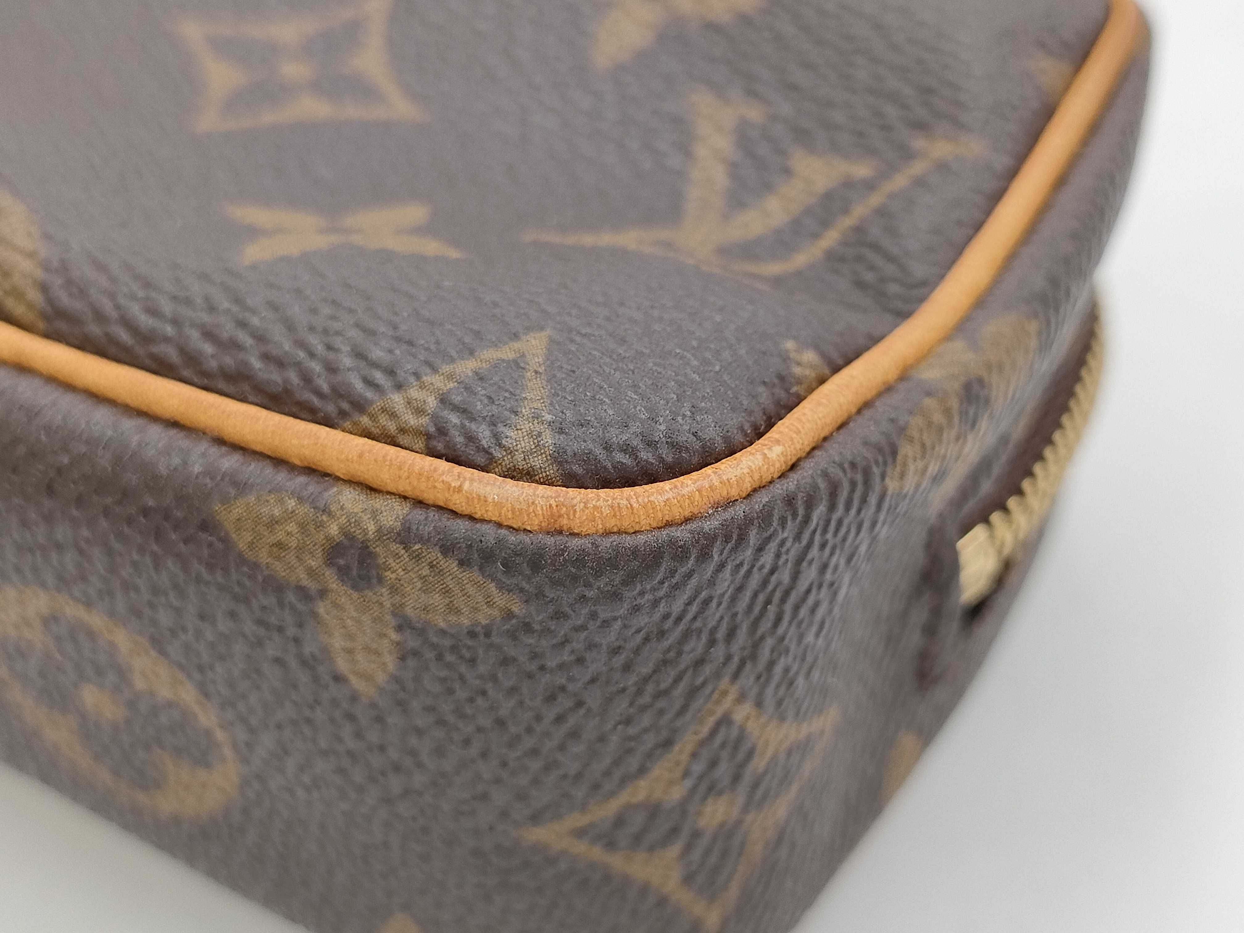 【水曜終了】(10229_0206)LOUIS VUITTON モノグラム トゥルースワピティ ポーチ