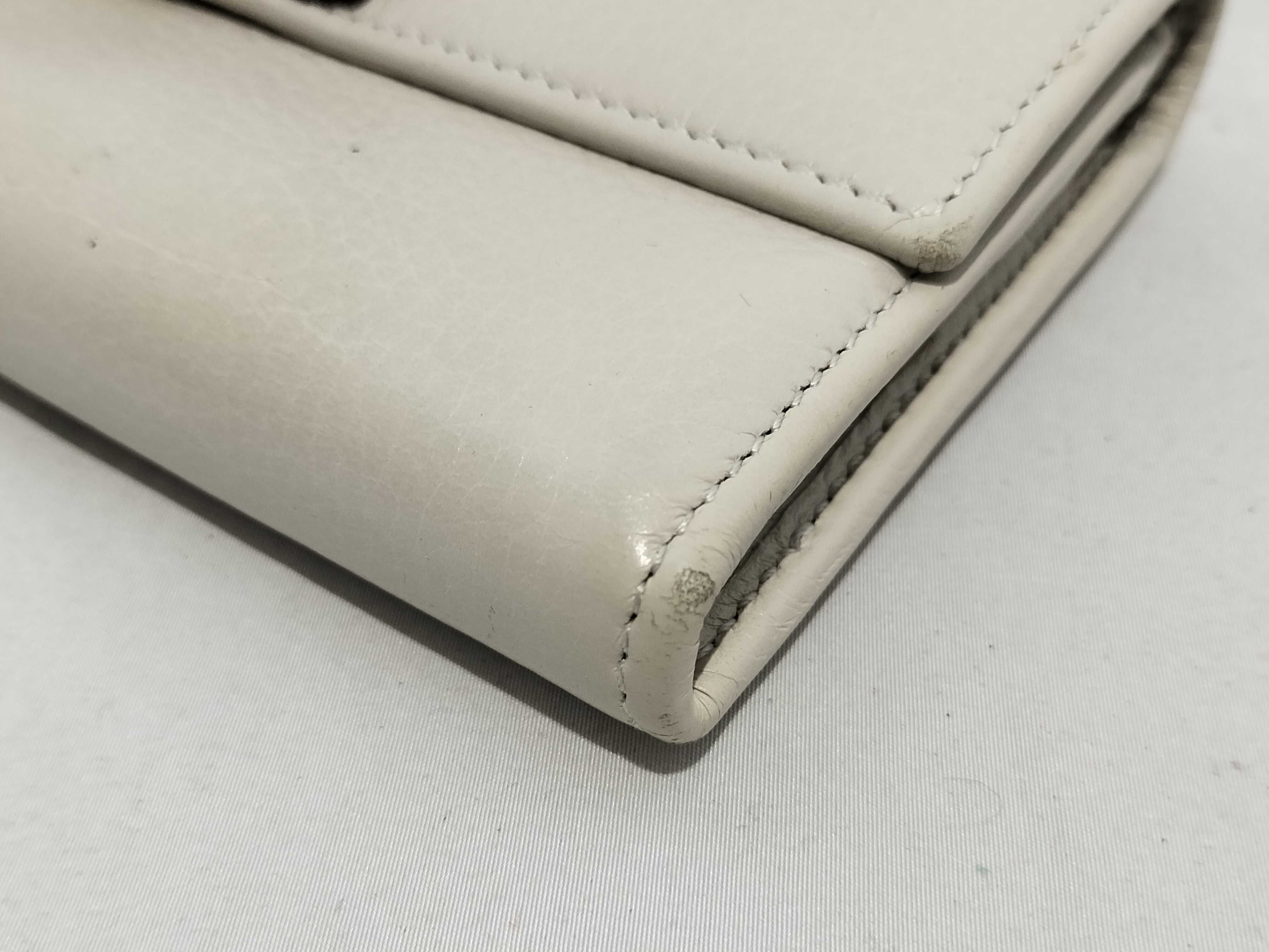 【水曜終了】(10230_0005)GUCCI バンブー レザー ホワイト 長財布 233051 財布