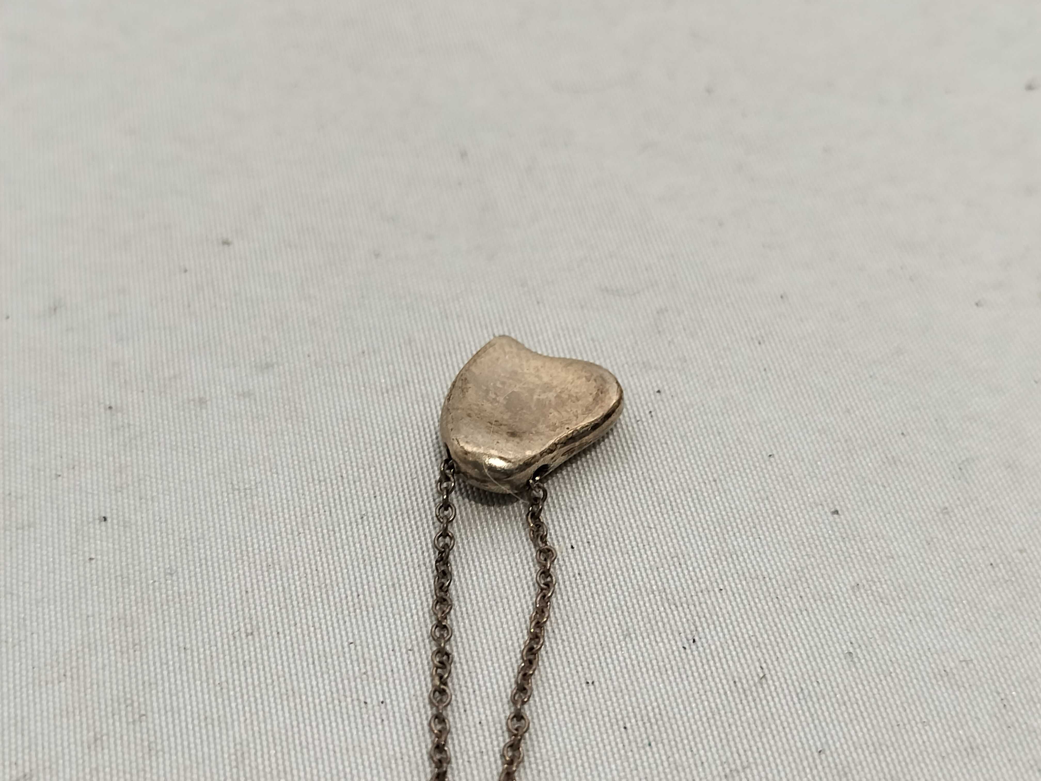 【水曜終了】(10221_0489)Tiffany&Co. ハートビーンズ peretti SV925 3.1g ネックレス