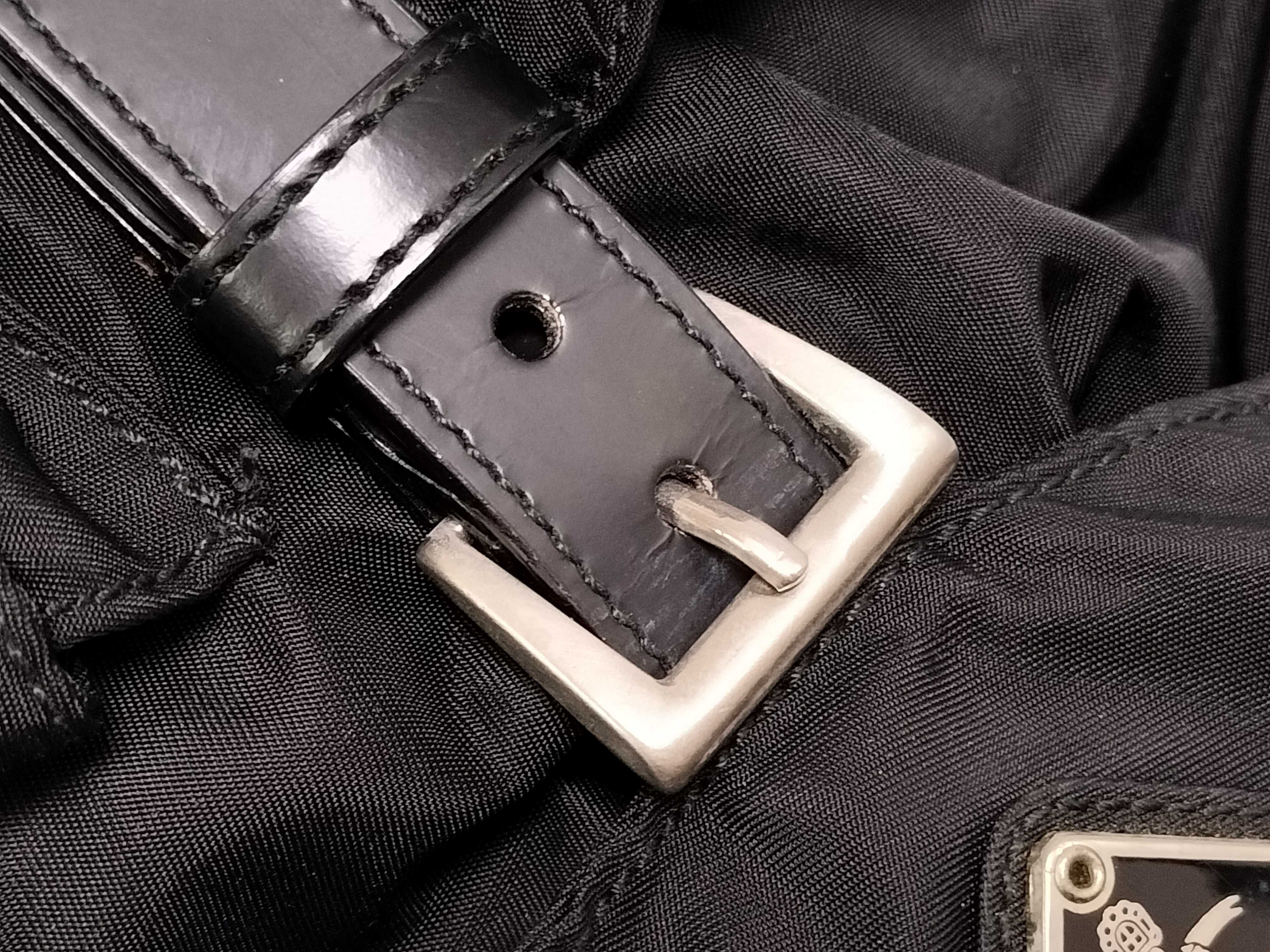 【水曜終了】(10220_0307)PRADA ナイロン ポケット付リュック ブラック リュックサック