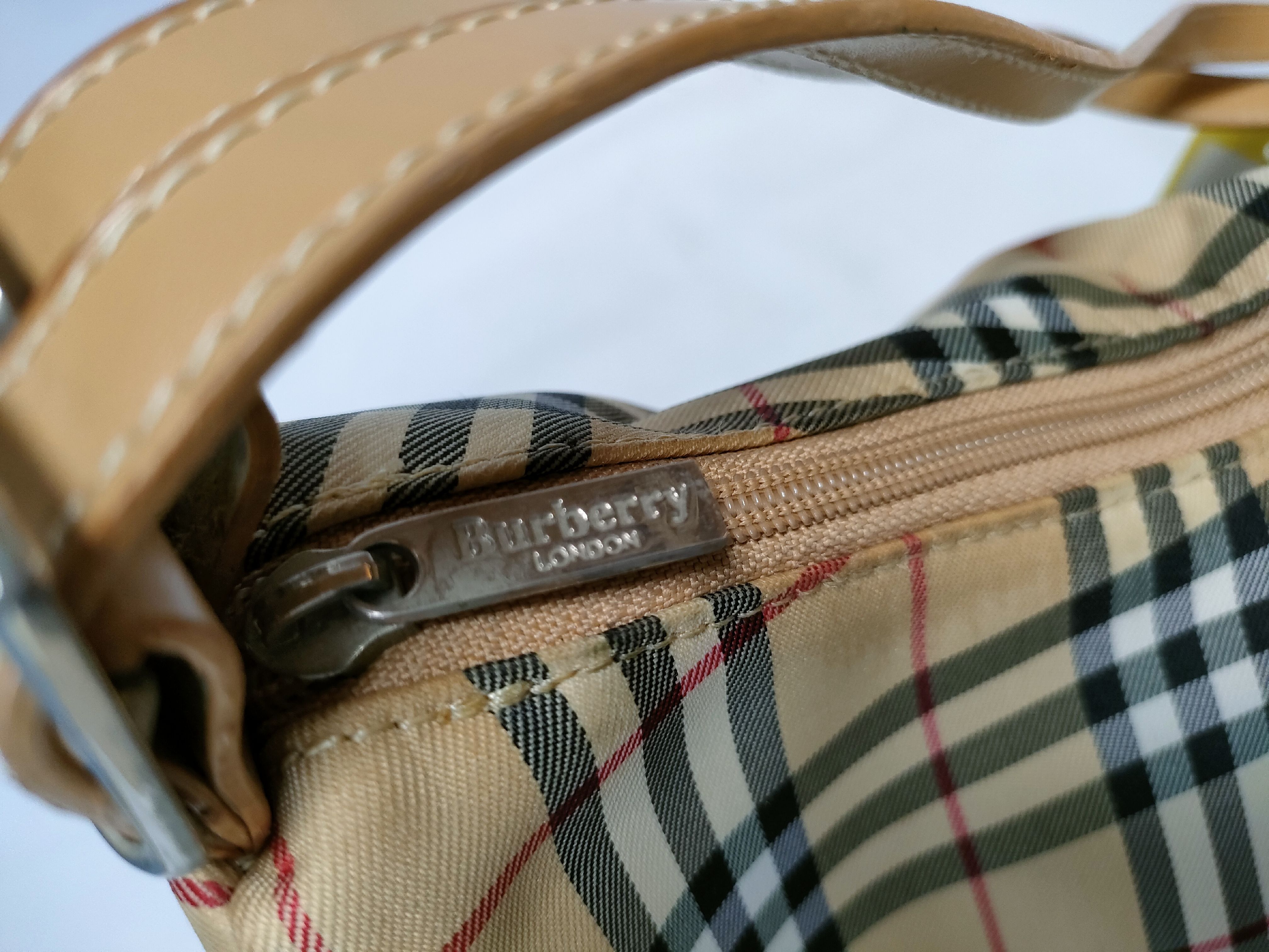 【水曜終了】(10220_0213)BURBERRY ナイロン ハンド ノバチェック トートバッグ