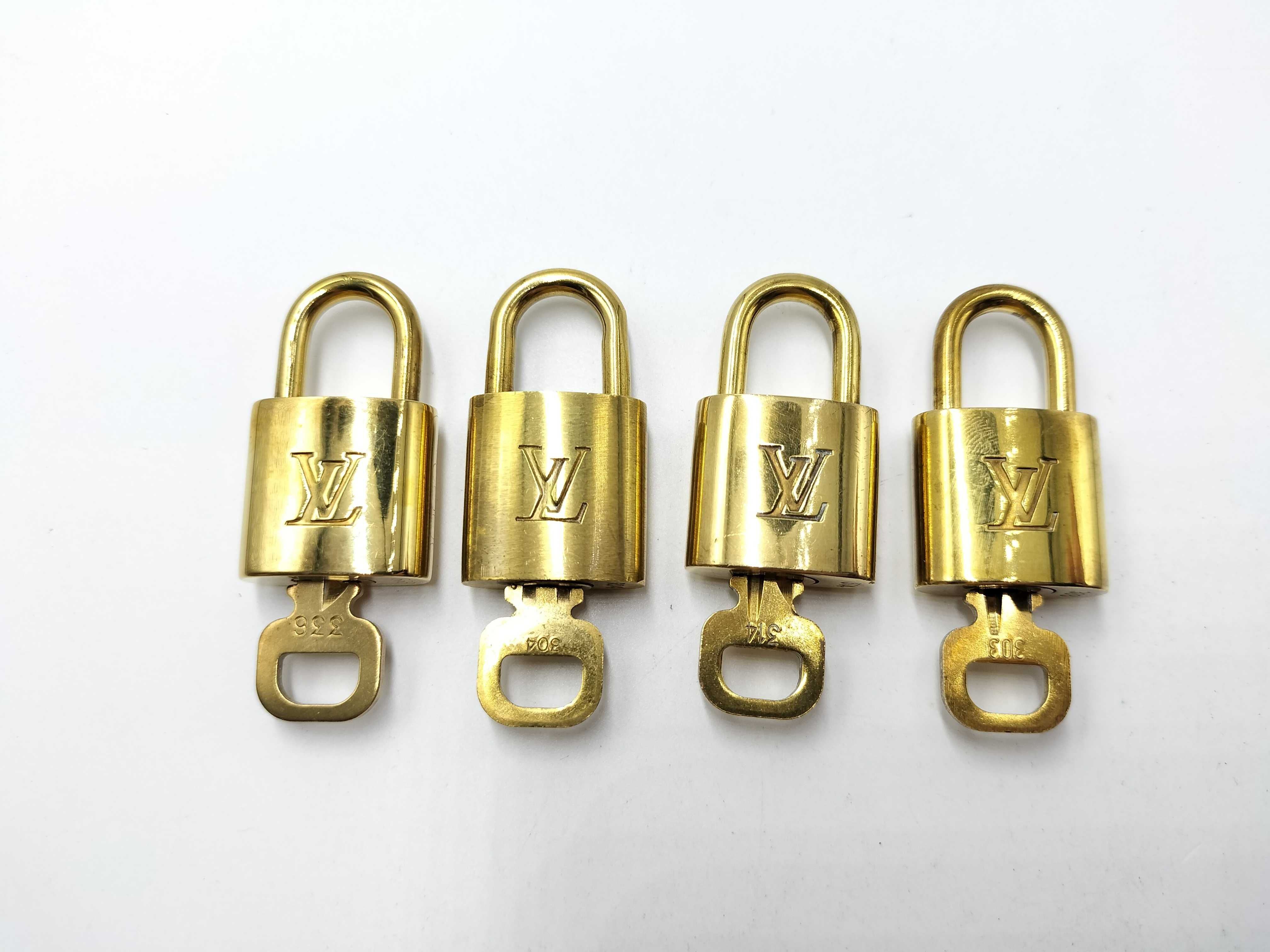 【水曜終了】(10229_0158)LOUIS VUITTON 5点セット カデナ*4/キーリング*1 その他小物