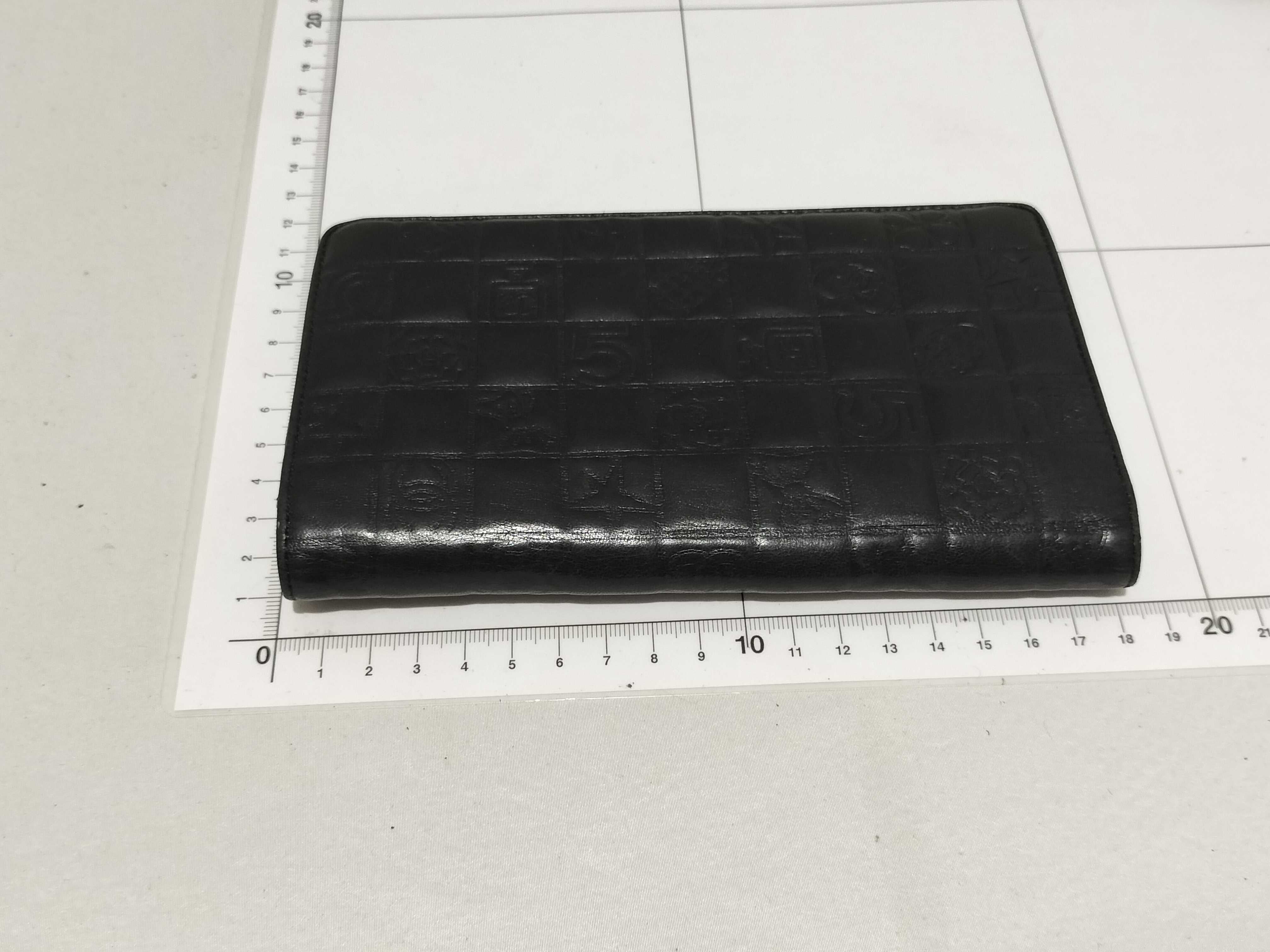 【水曜終了】(10228_0059)CHANEL ココマーク カーフスキン ココマーク 財布 財布