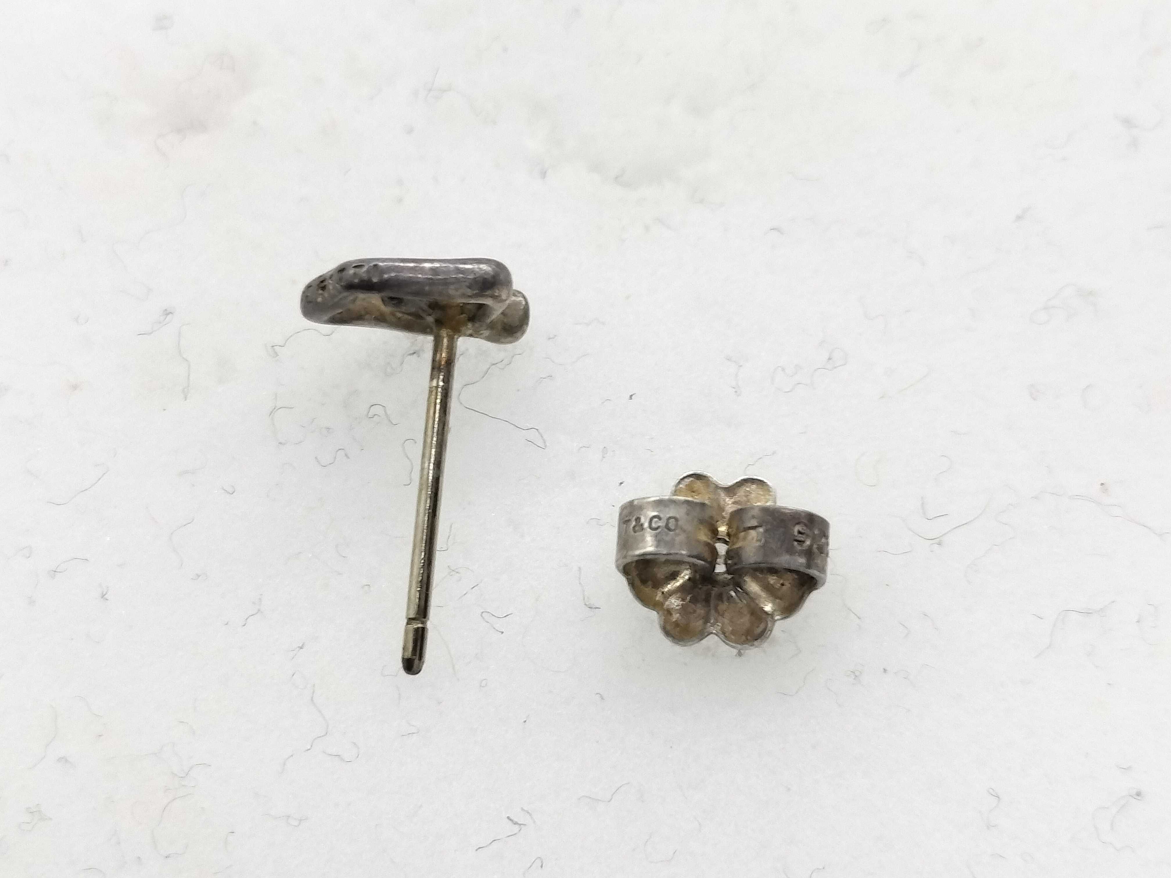 【水曜終了】(10221_0429)Tiffany&Co. アップル ピアス 1対 ピアス