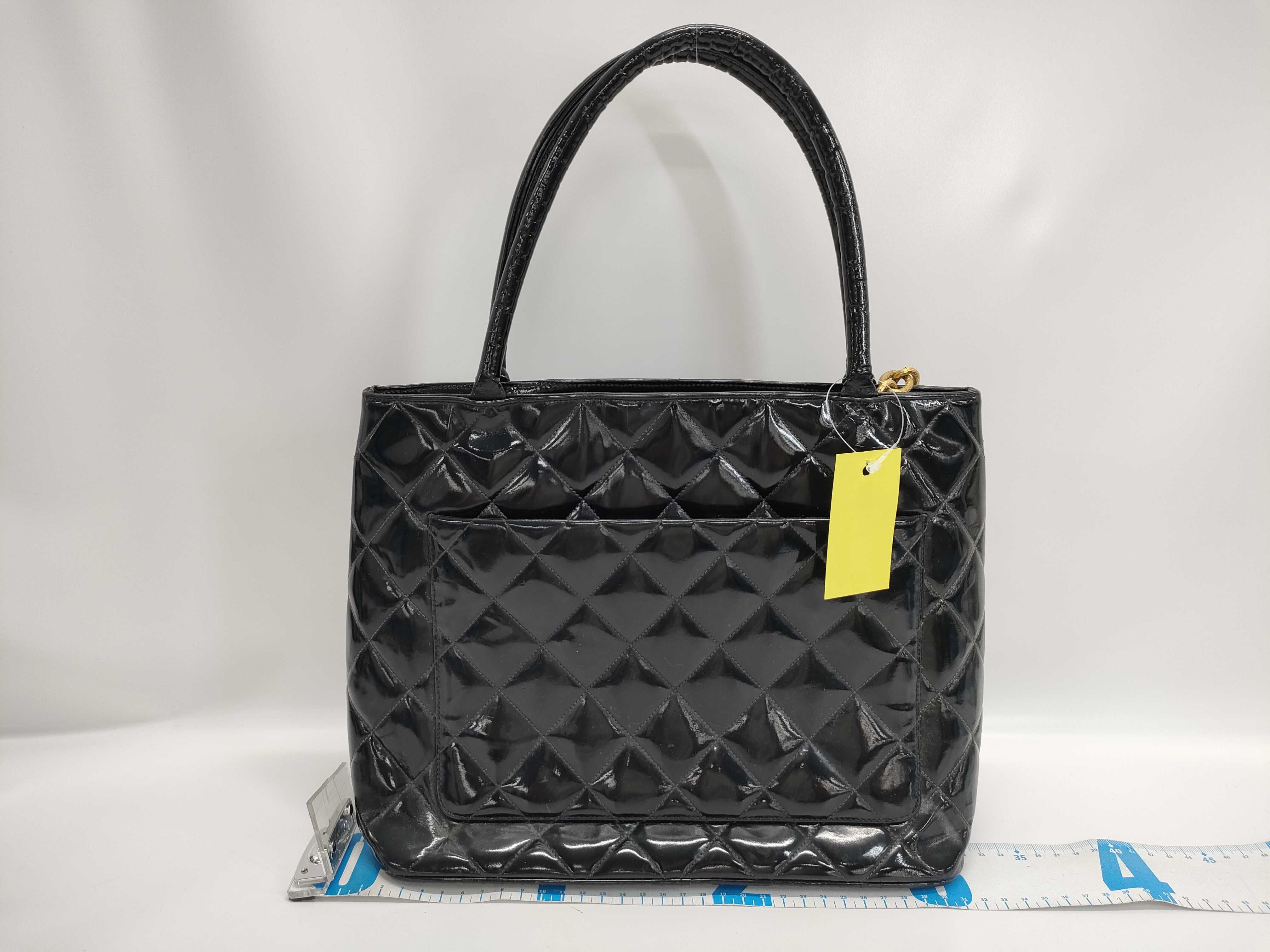 【水曜終了】(10228_0097)CHANEL エナメル 復刻トート トートバッグ