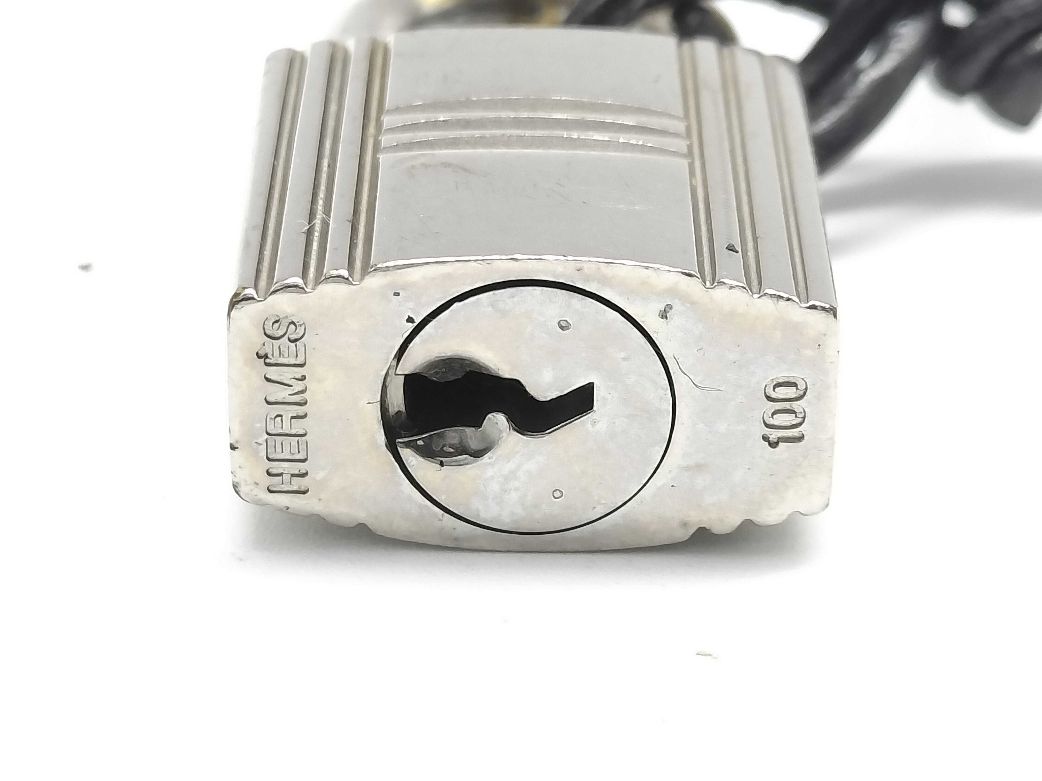 【水曜終了】(10223_0096)HERMES カデナ/鍵2つ付き その他小物