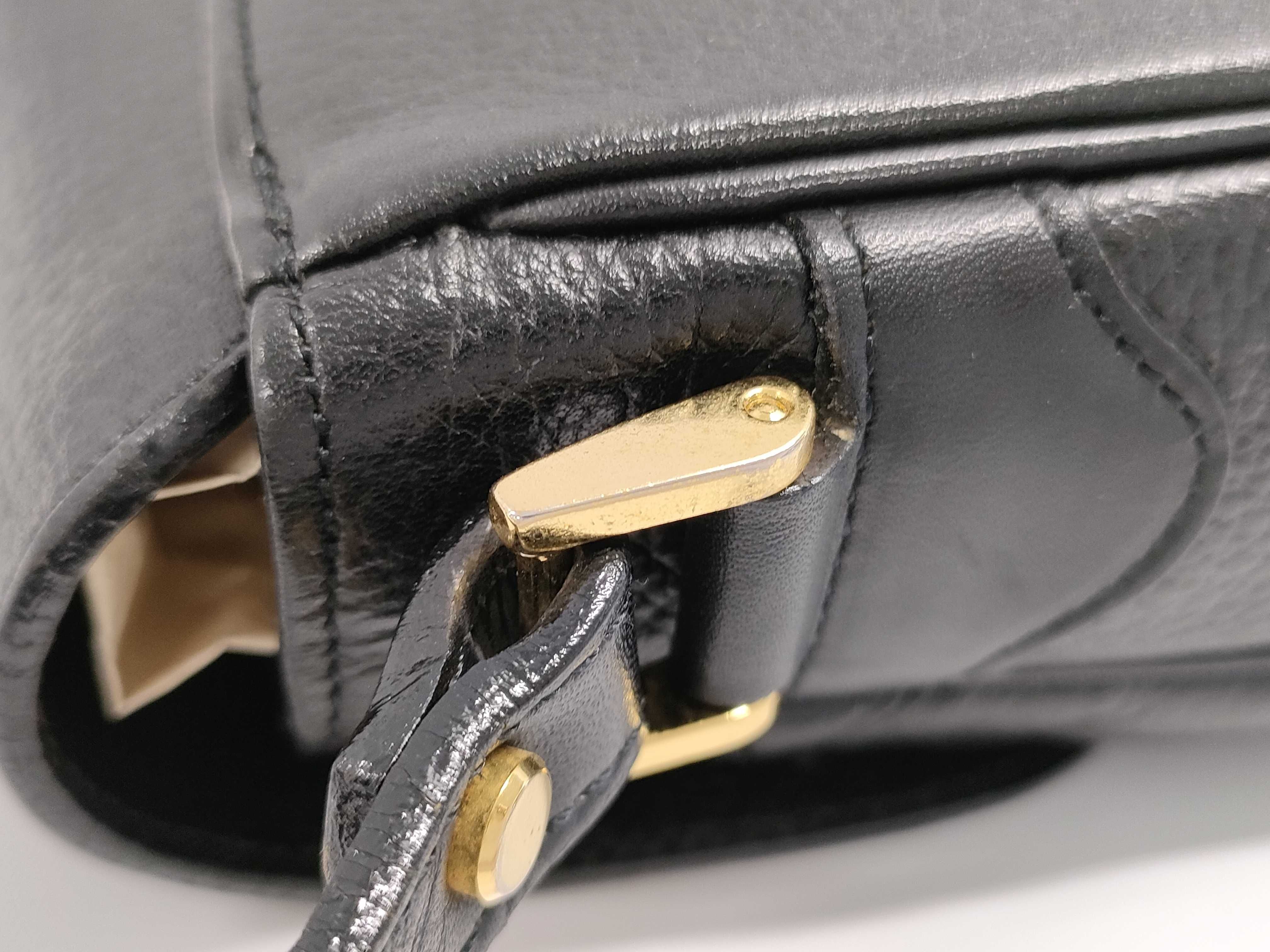 【水曜終了】(10220_0222)BURBERRY レザー ショルダーバッグ