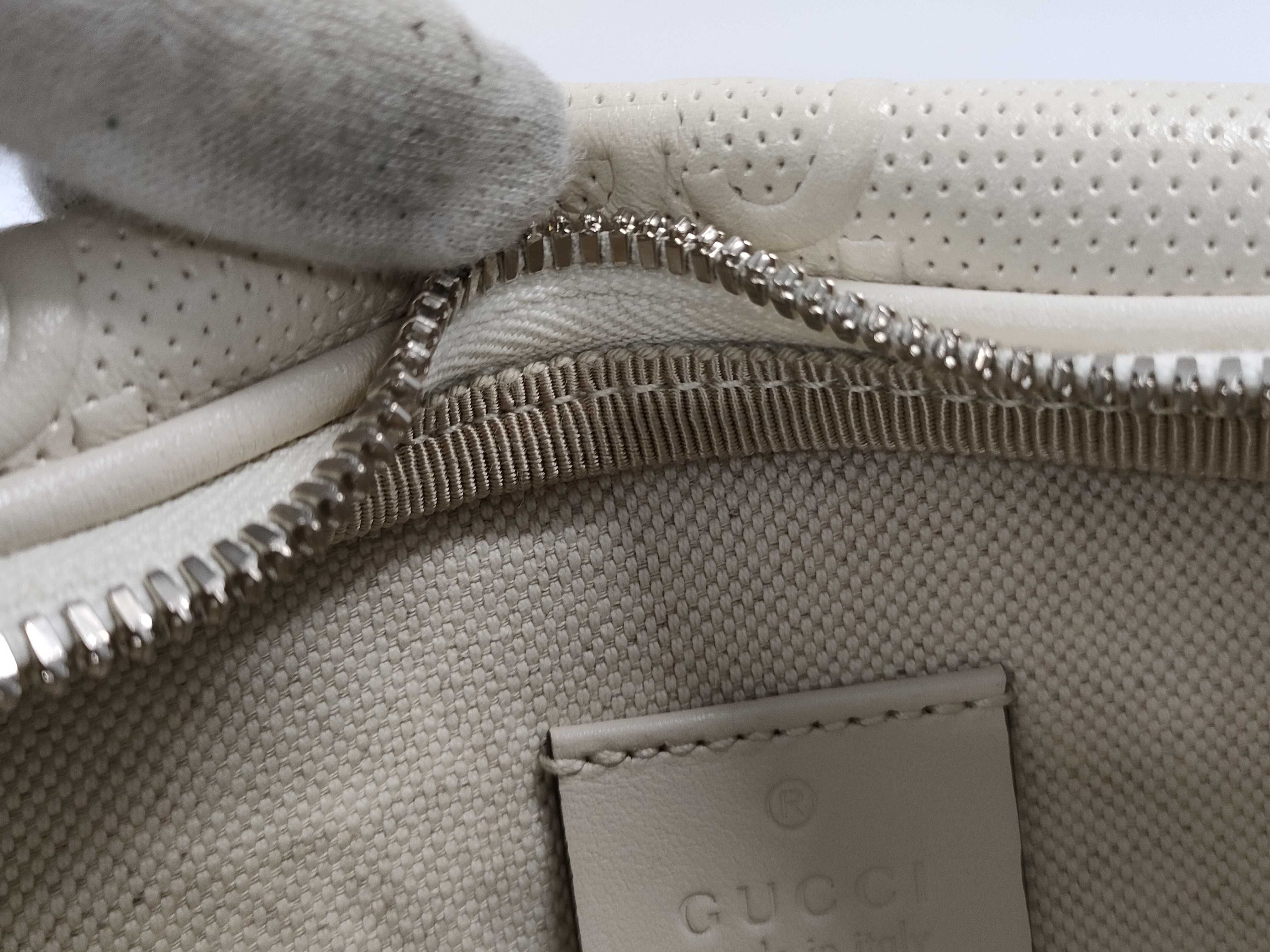 【水曜終了】(10219_0048)GUCCI GGエンボス ウエストバッグ 658582 ショルダーバッグ