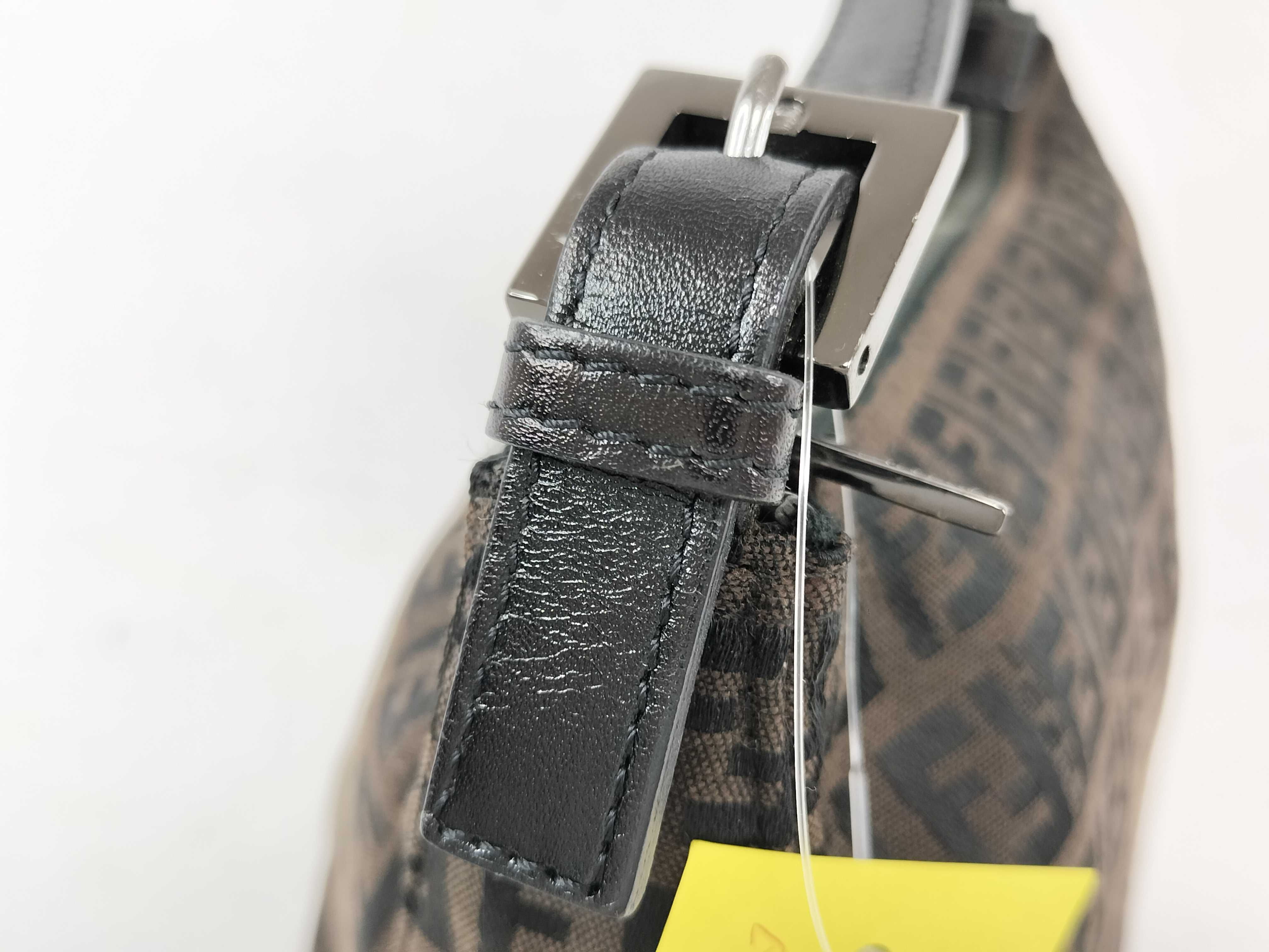 【水曜終了】(10219_0375)FENDI レザーキャンバス アクセサリーポーチ ワンハンドル ズッカ ハンドバッグ