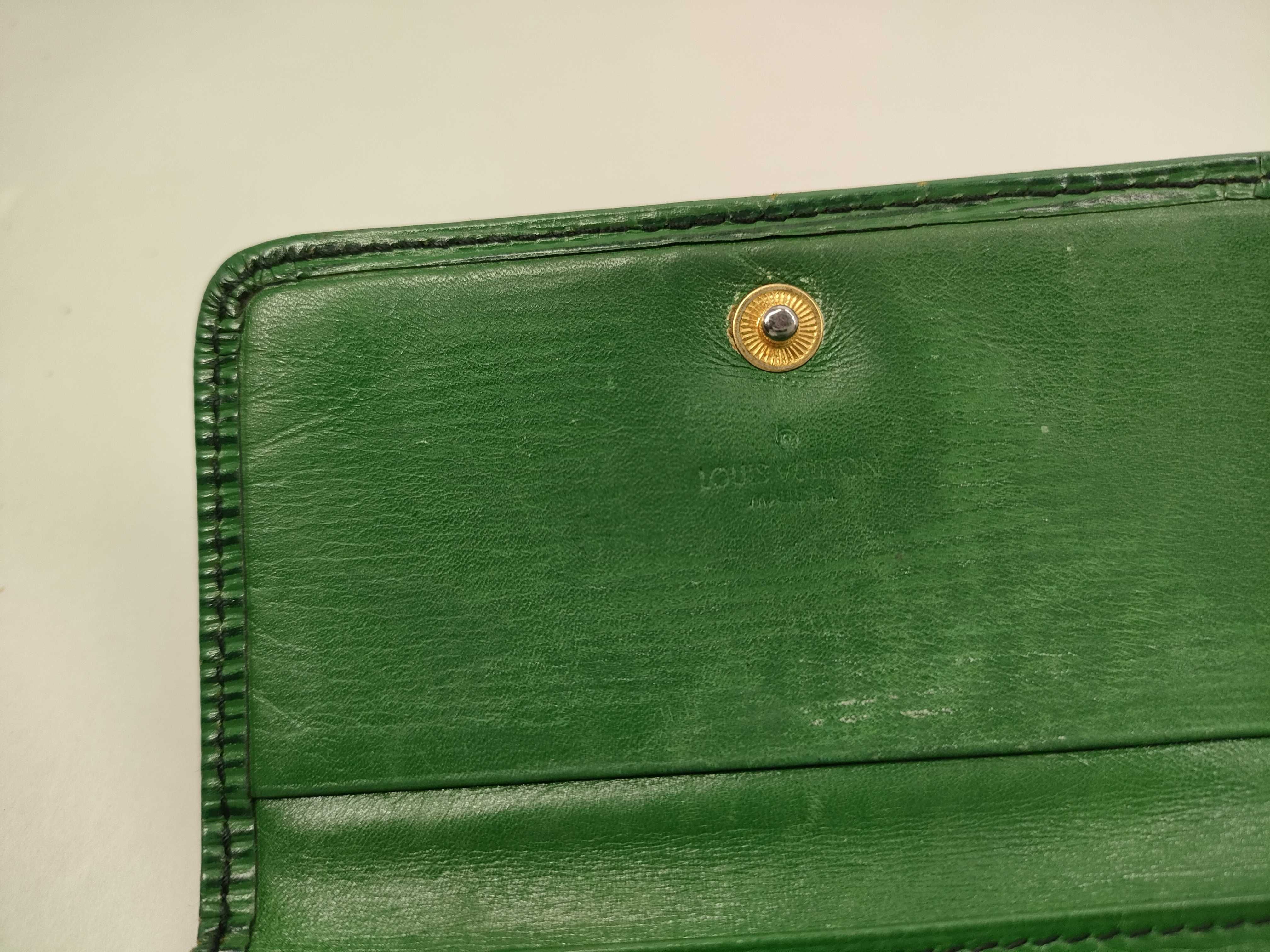 【水曜終了】(10229_0181)LOUIS VUITTON エピ M63484 ポルトモネビエカルトクレディ 財布