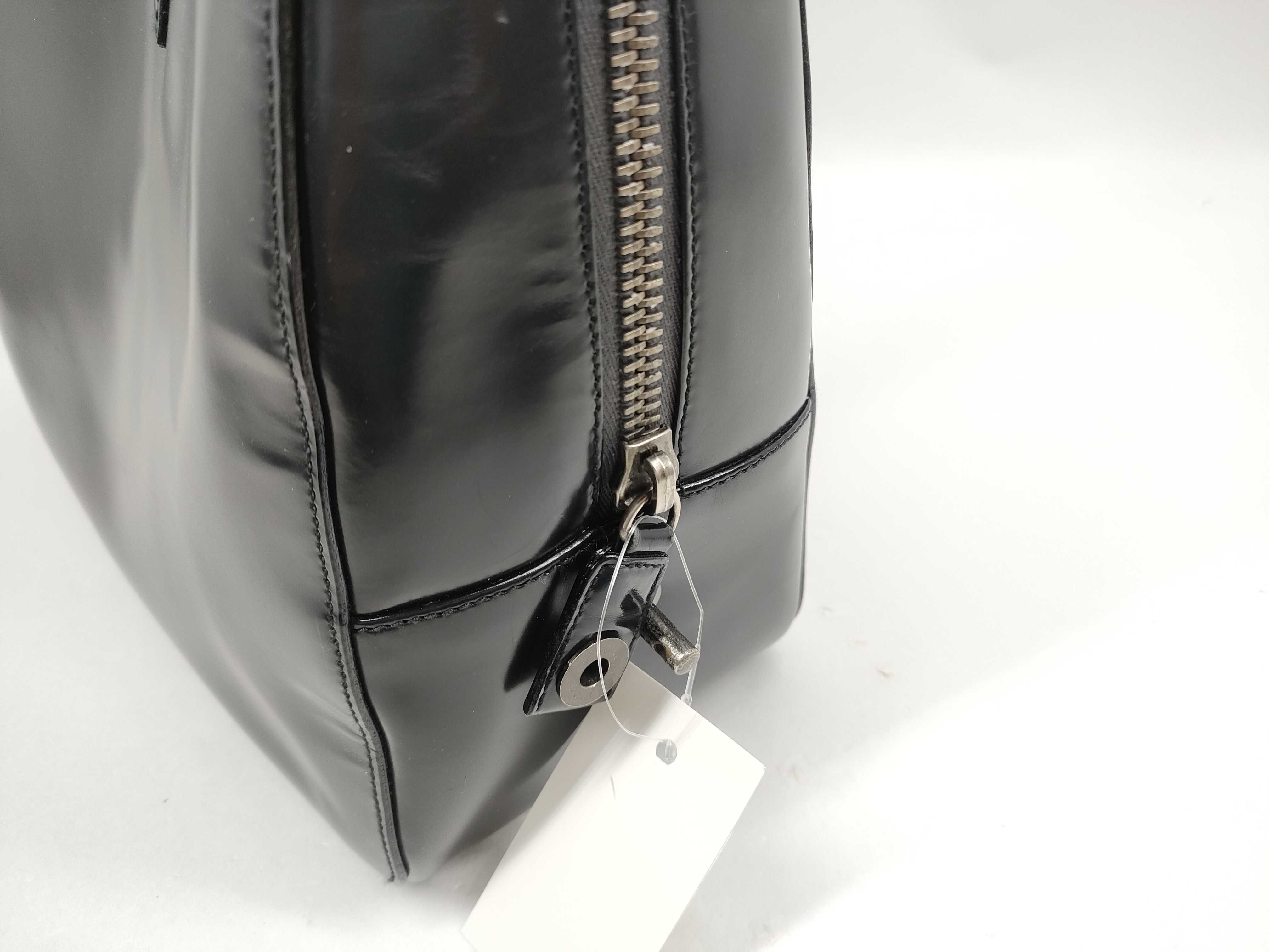 【水曜終了】(10219_0336)PRADA レザー ハンド ハンドバッグ