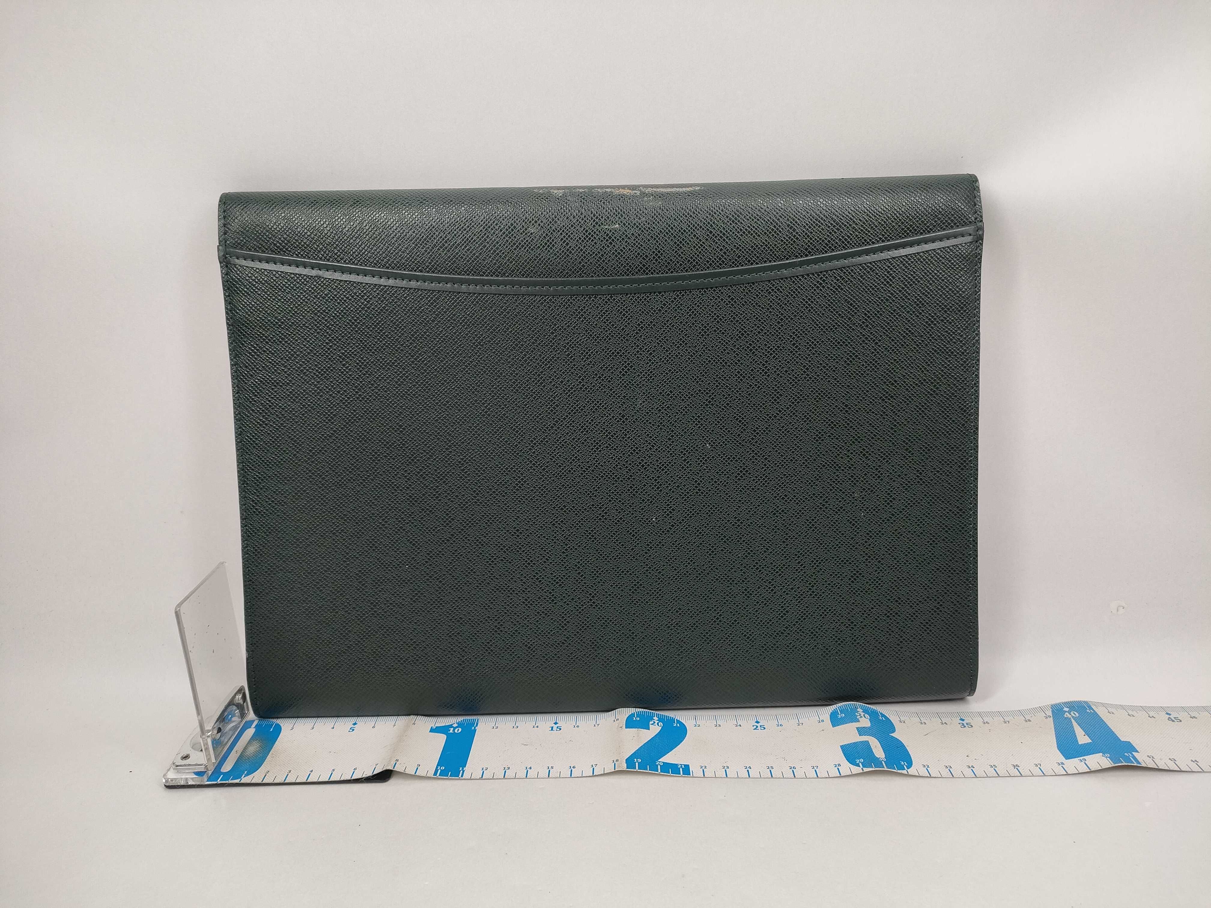 【水曜終了】(10229_0371)LOUIS VUITTON タイガ フラップ式 セカンドバッグ ポケット内劣化有 セカンドバッグ