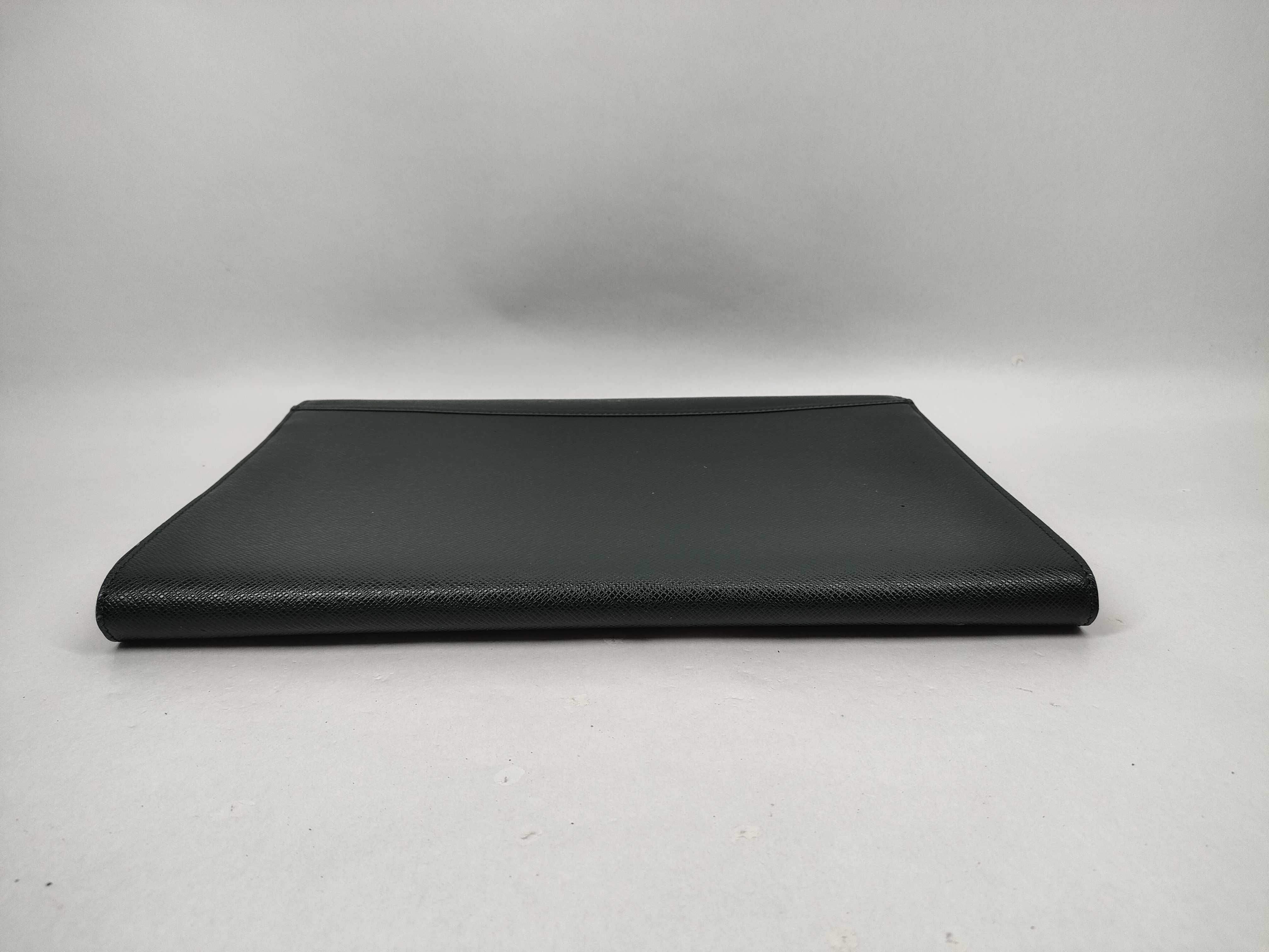 【水曜終了】(10229_0371)LOUIS VUITTON タイガ フラップ式 セカンドバッグ ポケット内劣化有 セカンドバッグ