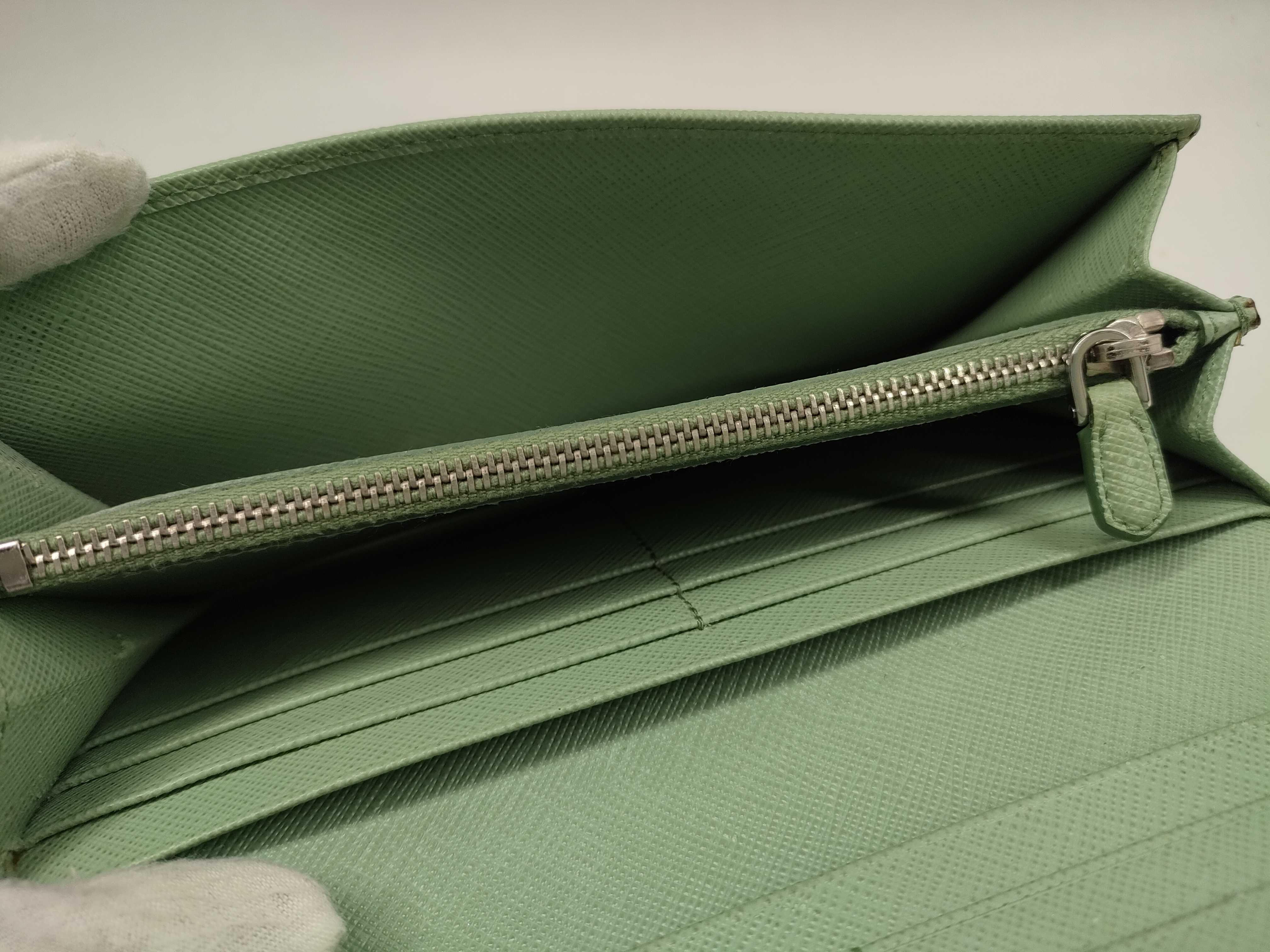 【水曜終了】(10230_0253)PRADA サフィアーノ/フィオッコ/ロングウォレット/ライトグリーン 財布