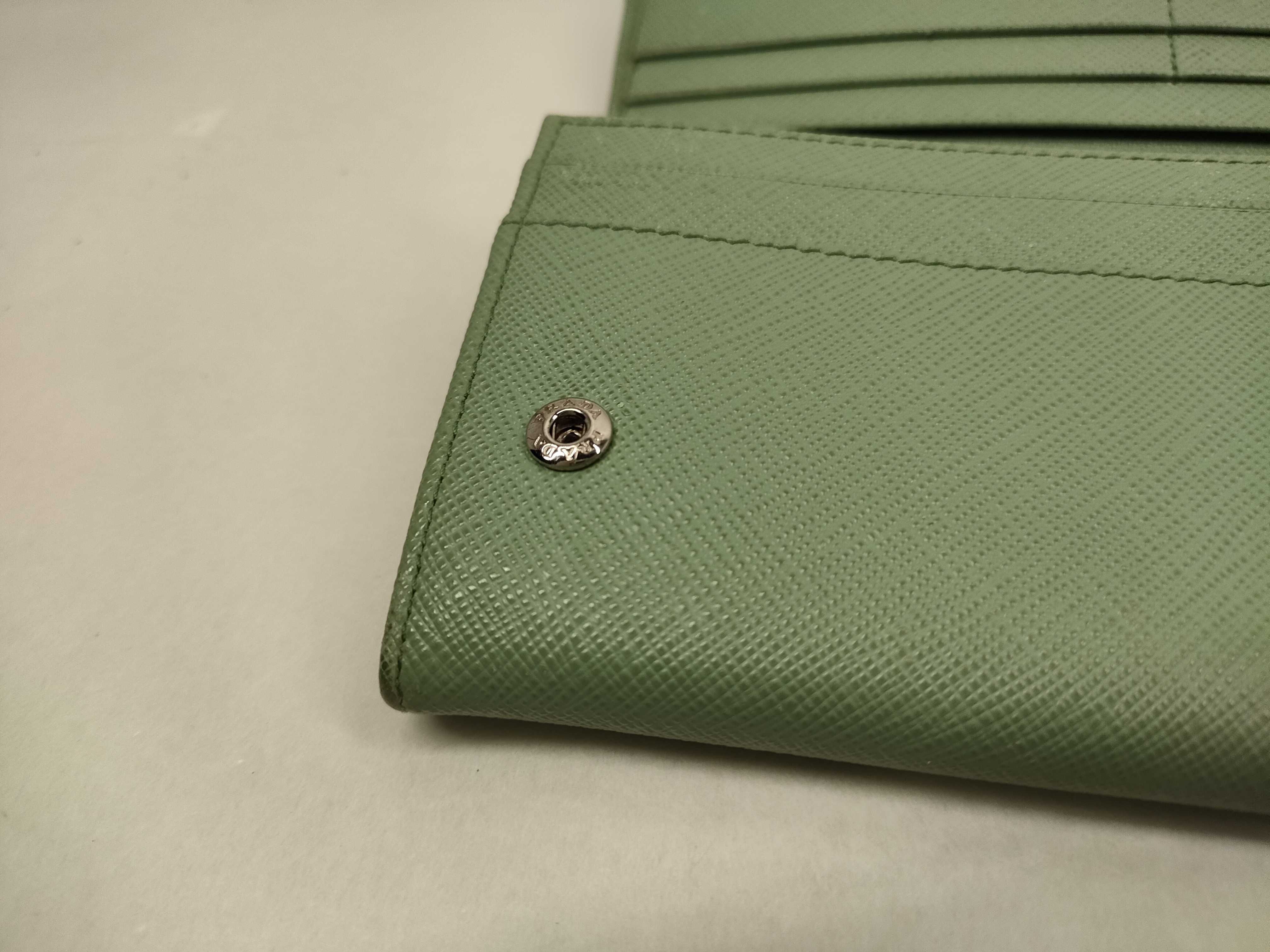 【水曜終了】(10230_0253)PRADA サフィアーノ/フィオッコ/ロングウォレット/ライトグリーン 財布