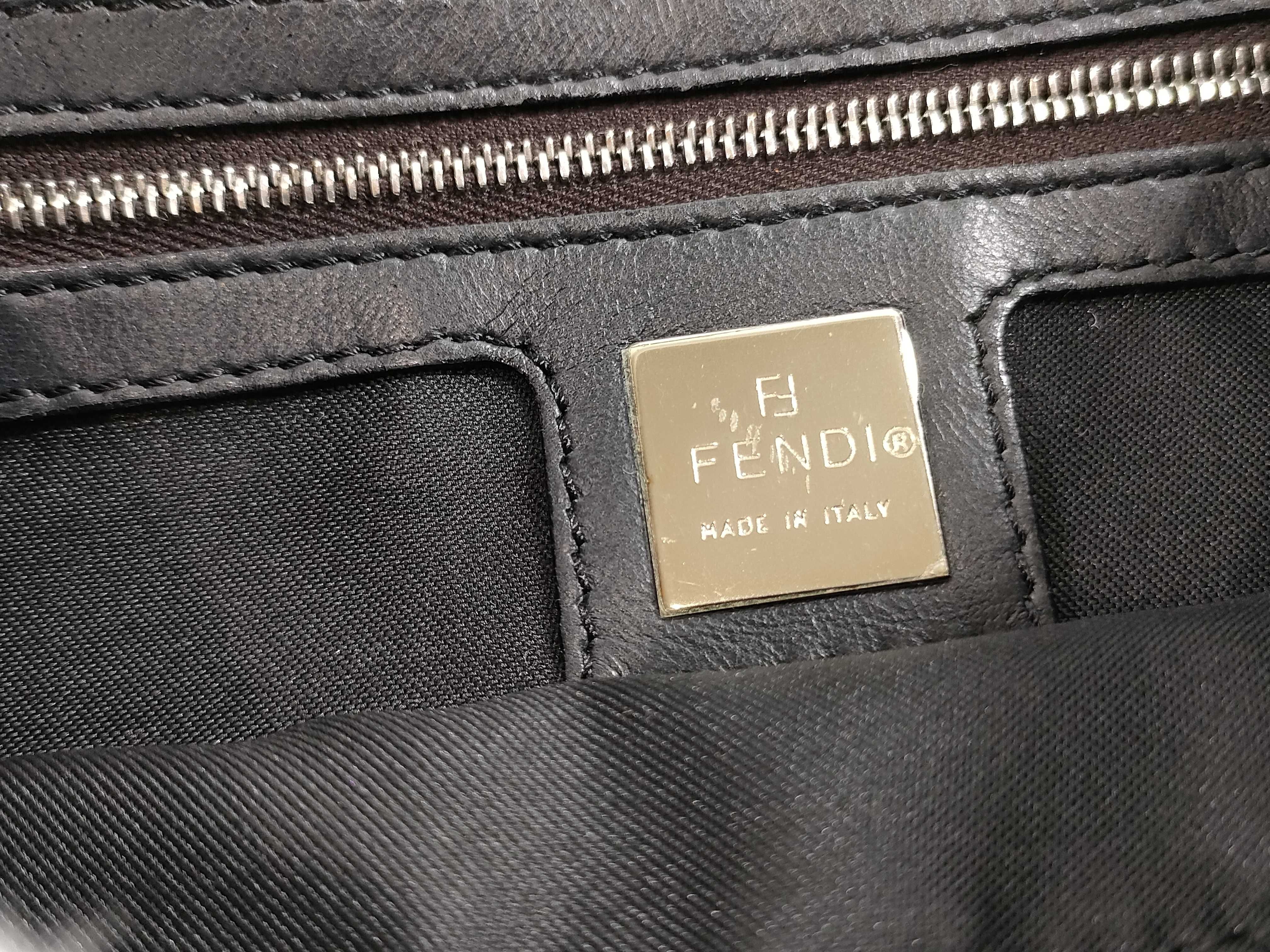 【水曜終了】(10230_0324)FENDI マンマ マンマバケット レザー ブラック ハンドバッグ