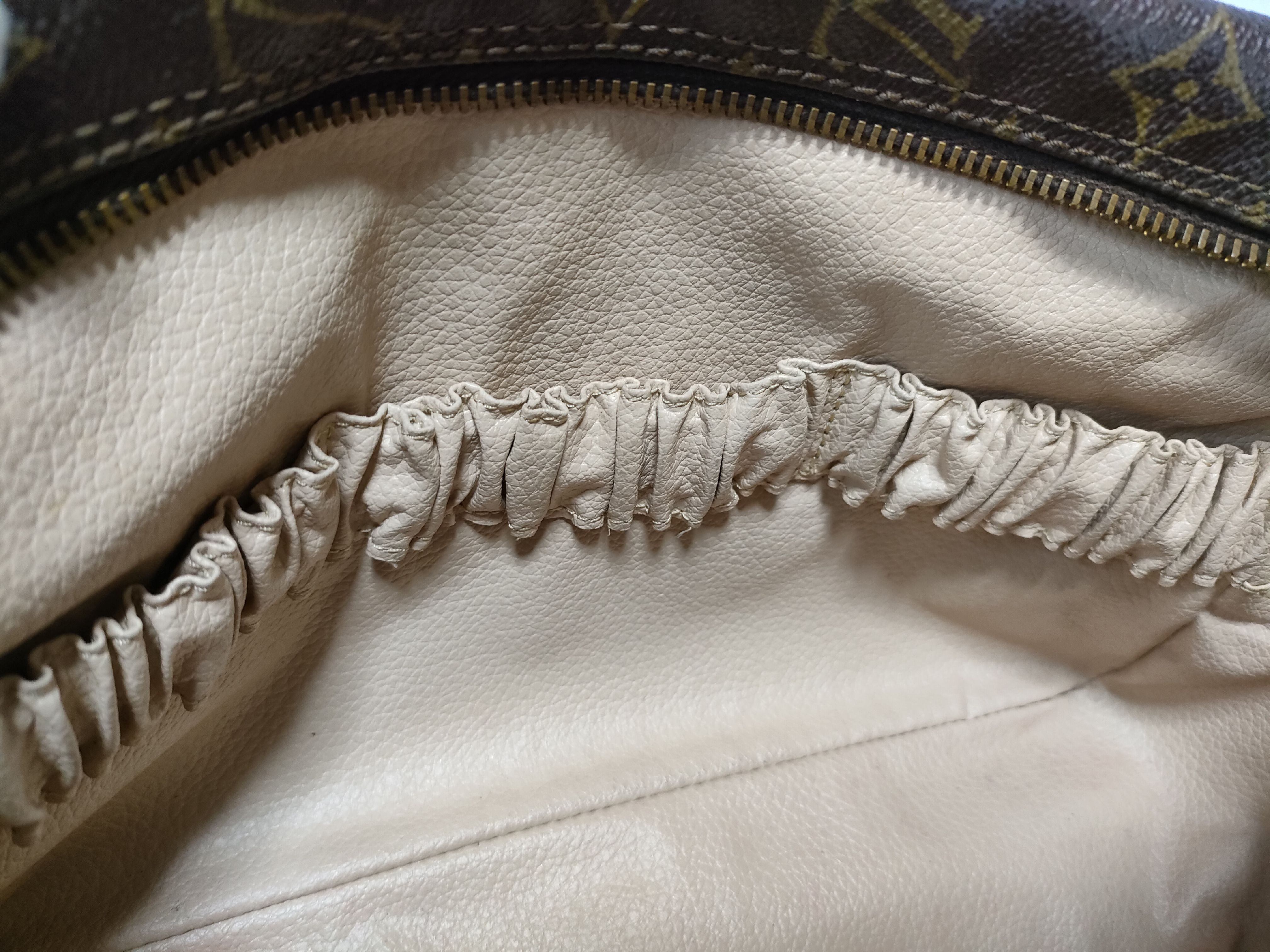 【水曜終了】(10229_0130)LOUIS VUITTON モノグラム トゥルーストワレット28 セカンドバッグ