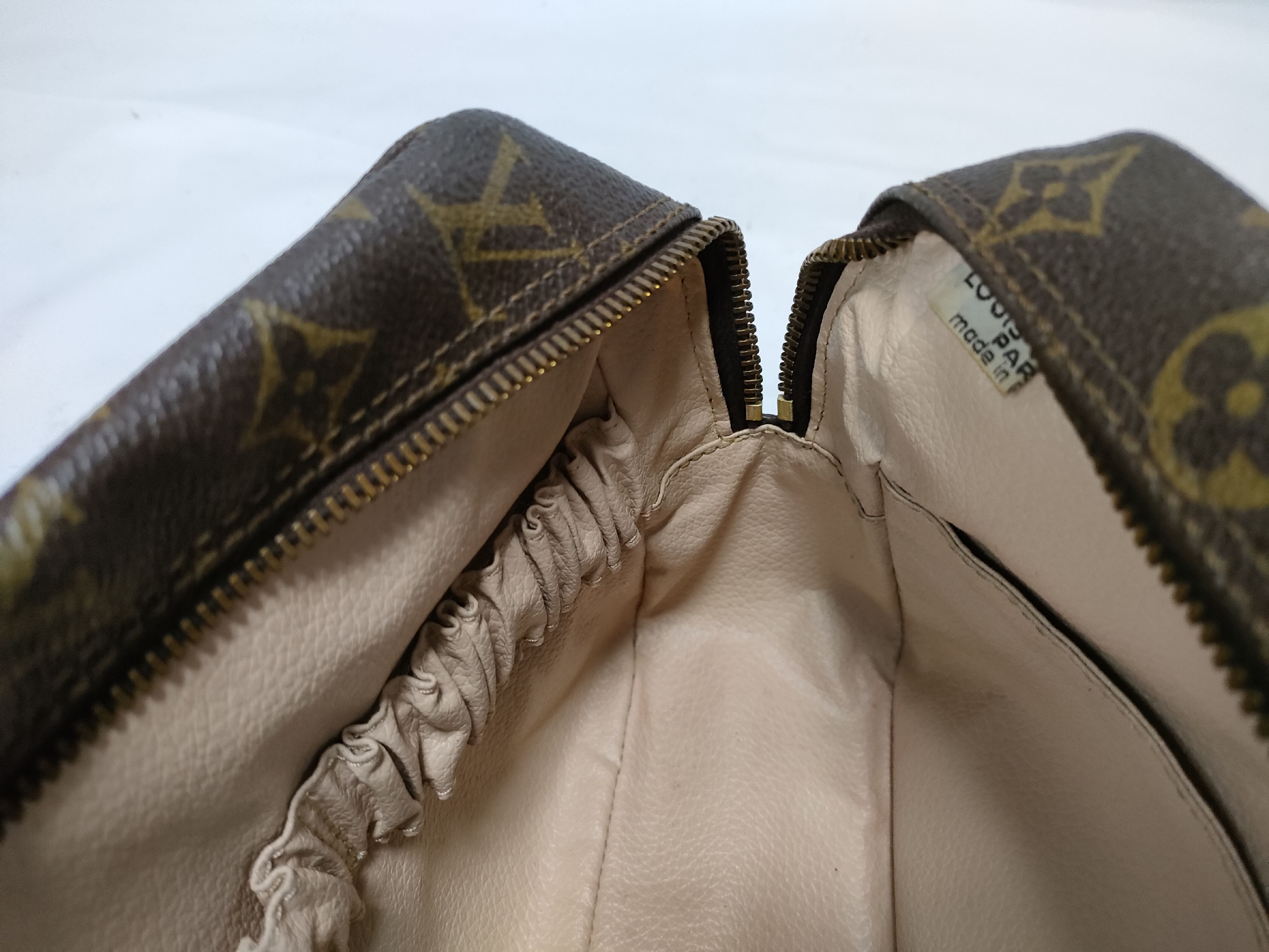【水曜終了】(10229_0130)LOUIS VUITTON モノグラム トゥルーストワレット28 セカンドバッグ