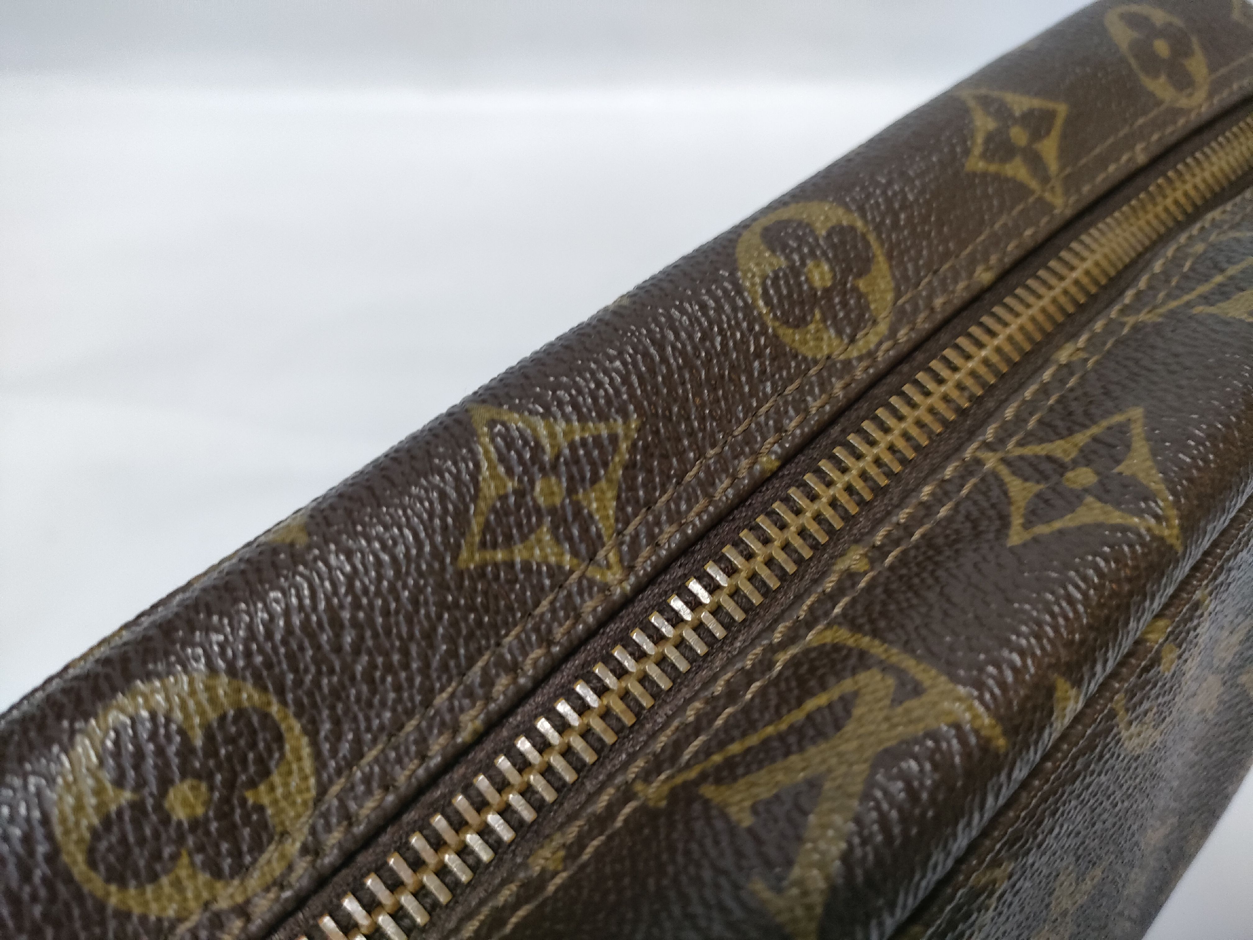 【水曜終了】(10229_0130)LOUIS VUITTON モノグラム トゥルーストワレット28 セカンドバッグ