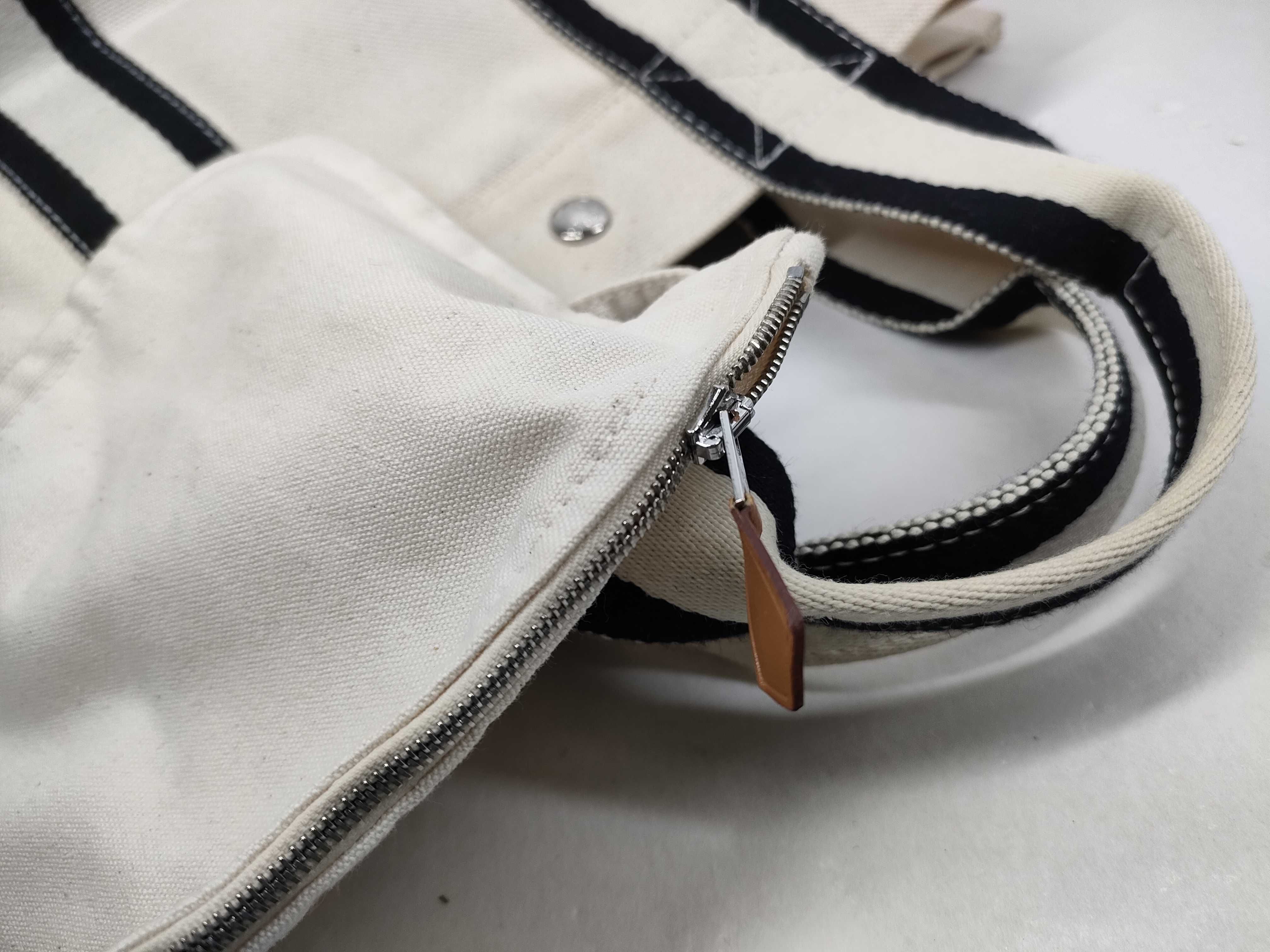 【水曜終了】(10227_0010)HERMES ボラボラ PM ホワイト×ブラック トートバッグ