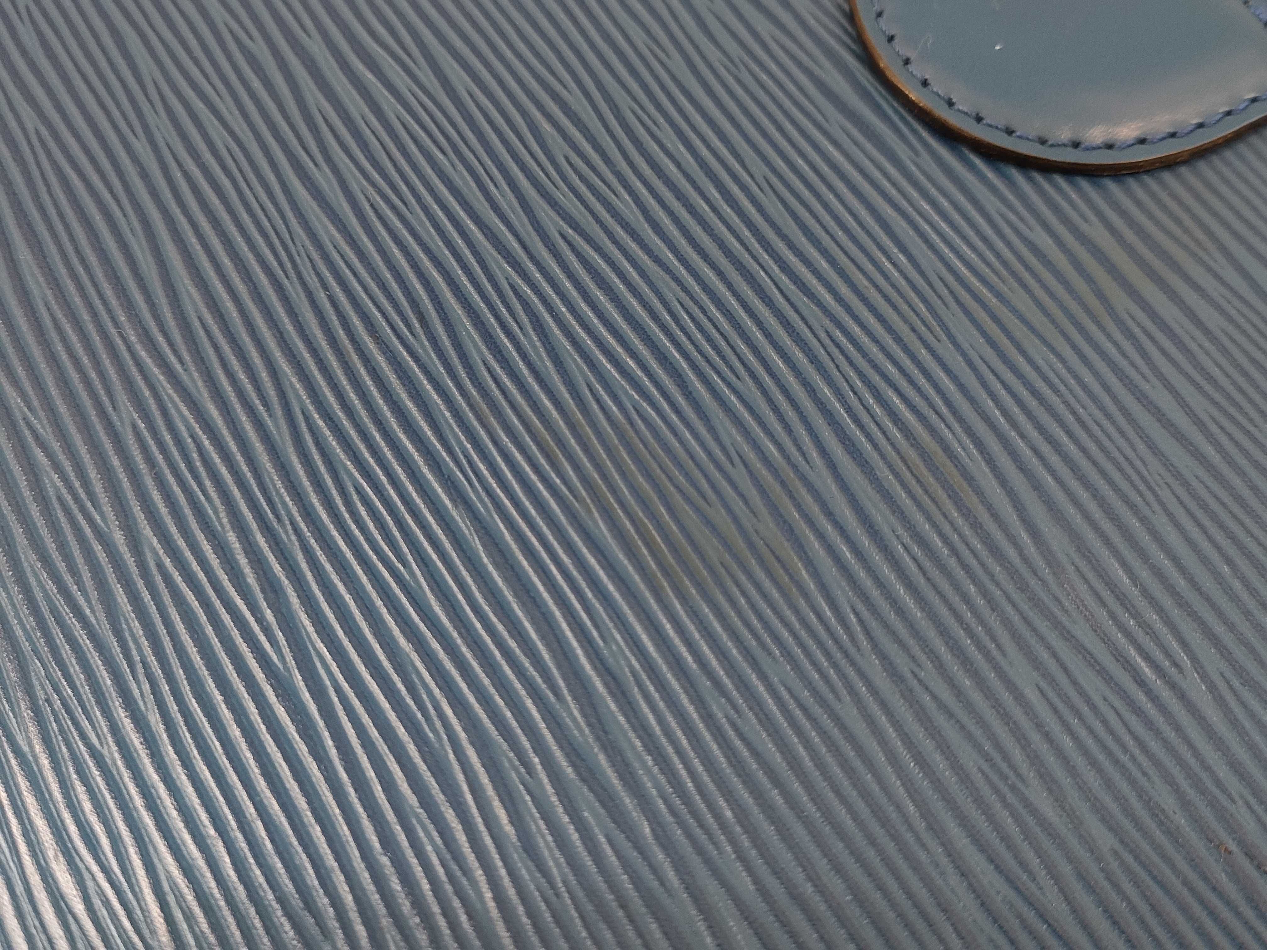 【水曜終了】(10229_0286)LOUIS VUITTON エピ カプチン ショルダーバッグ