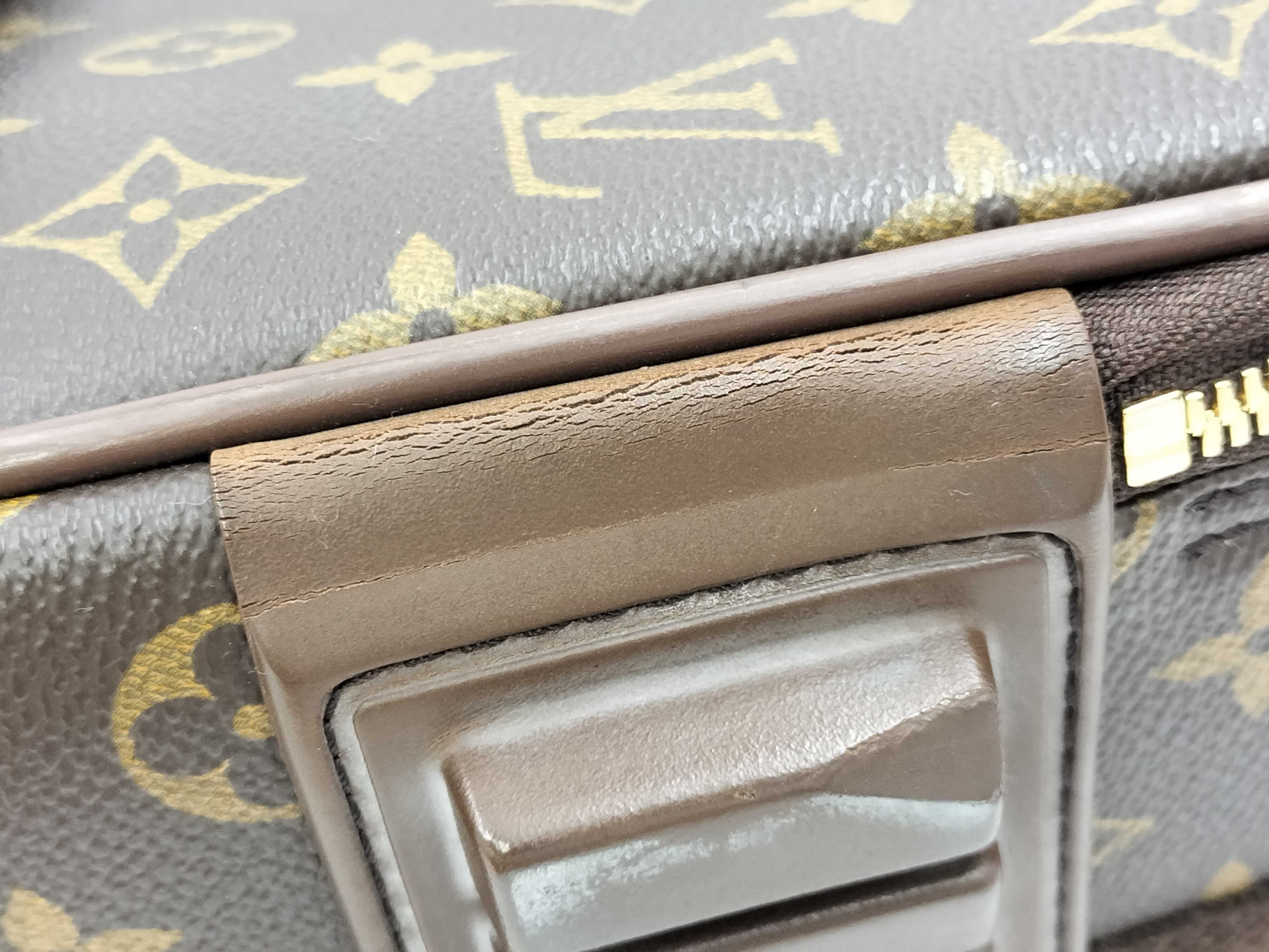 【水曜終了】(10218_0015)LOUIS VUITTON エピ ポルトトレゾール エテュイ 三つ折り 財布