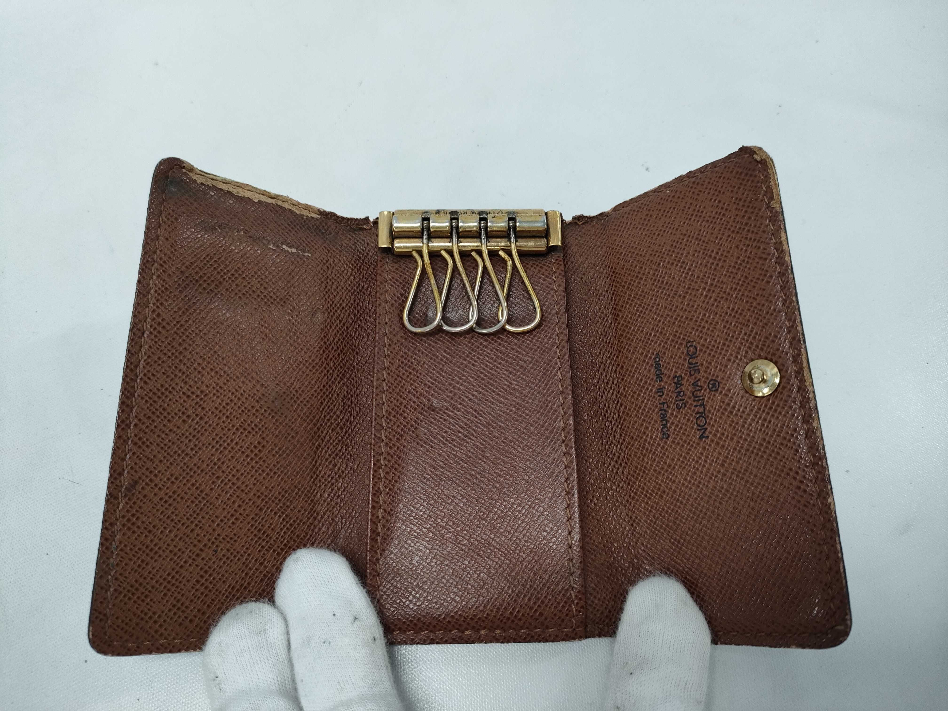 【水曜終了】(10223_0076)▼LOUIS VUITTON モノグラム キーケース セリーヌ クロエ 型押し 財布 財布