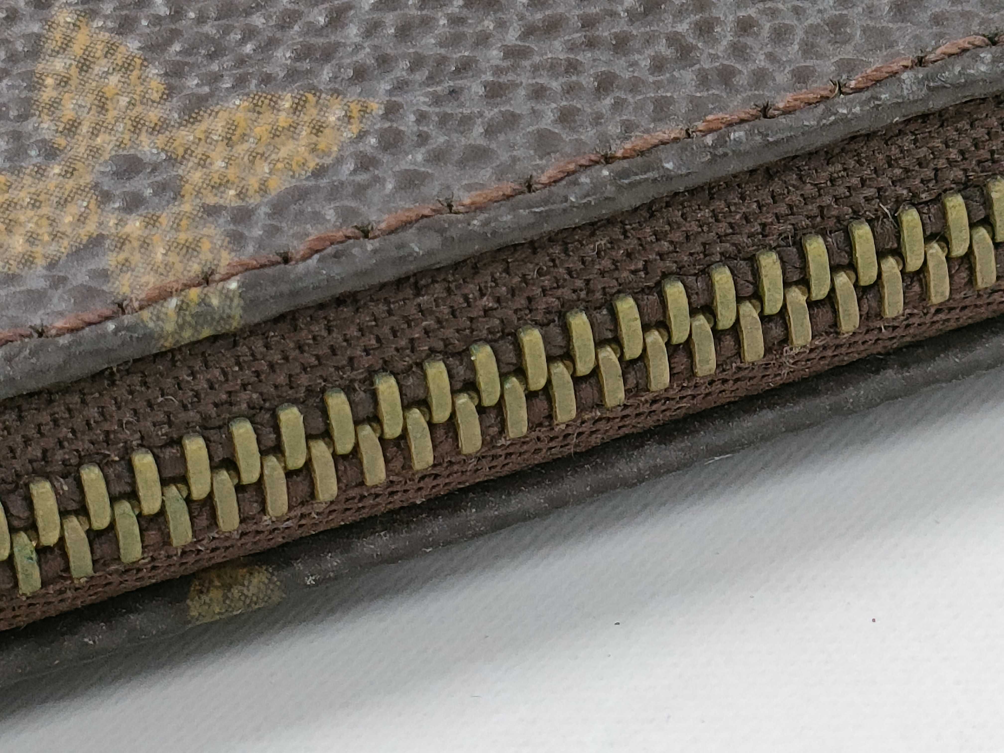 【水曜終了】(10229_0406)LOUIS VUITTON モノグラム アクセポーチ ポーチ