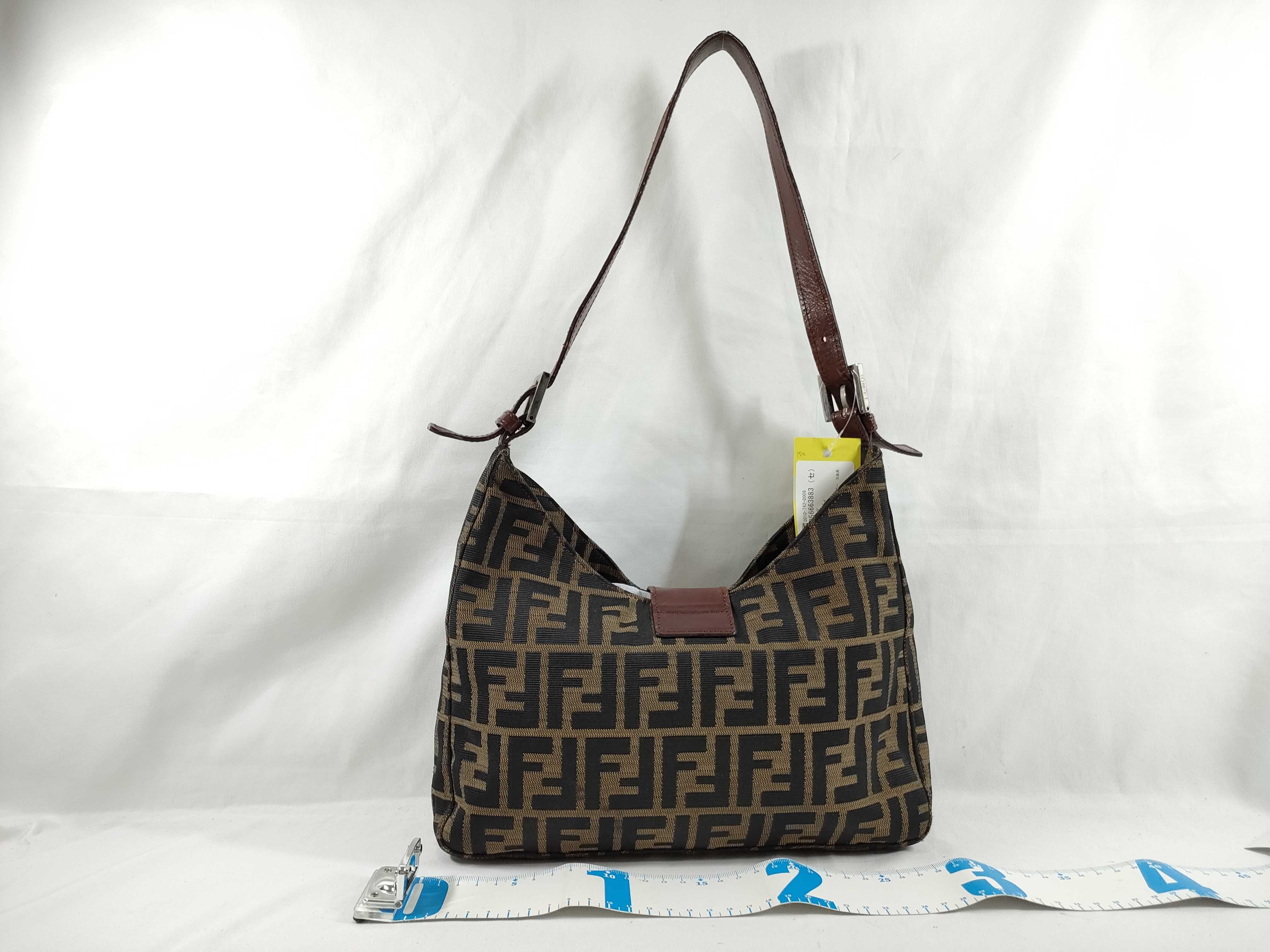 【水曜終了】(10230_0322)FENDI マンマ ズッカ ワンショルダー ※金具ねじ社外リペア ハンドバッグ