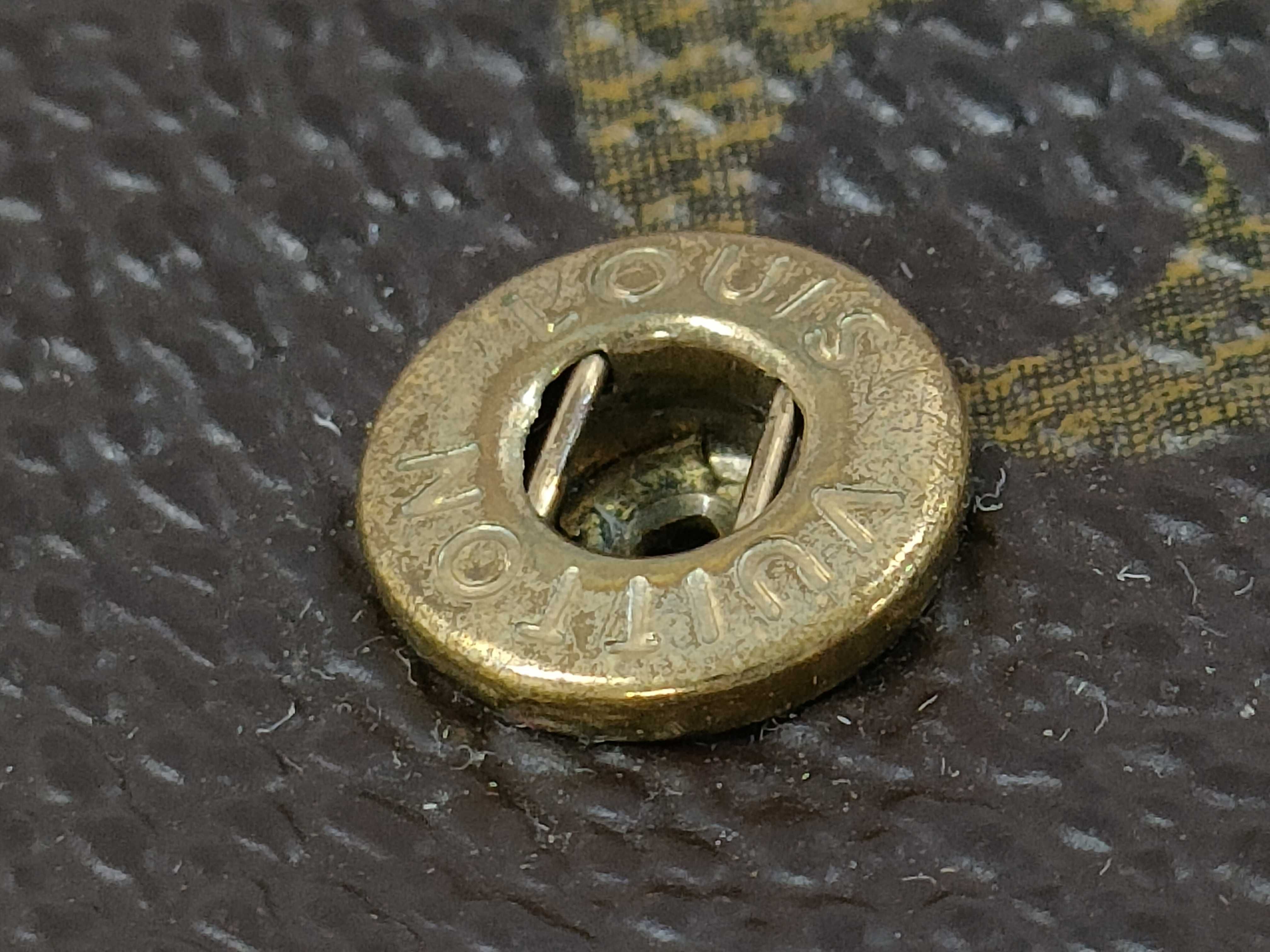 【水曜終了】(10229_0246)LOUIS VUITTON モノグラム M61734 ポルトフォイユサラ 財布