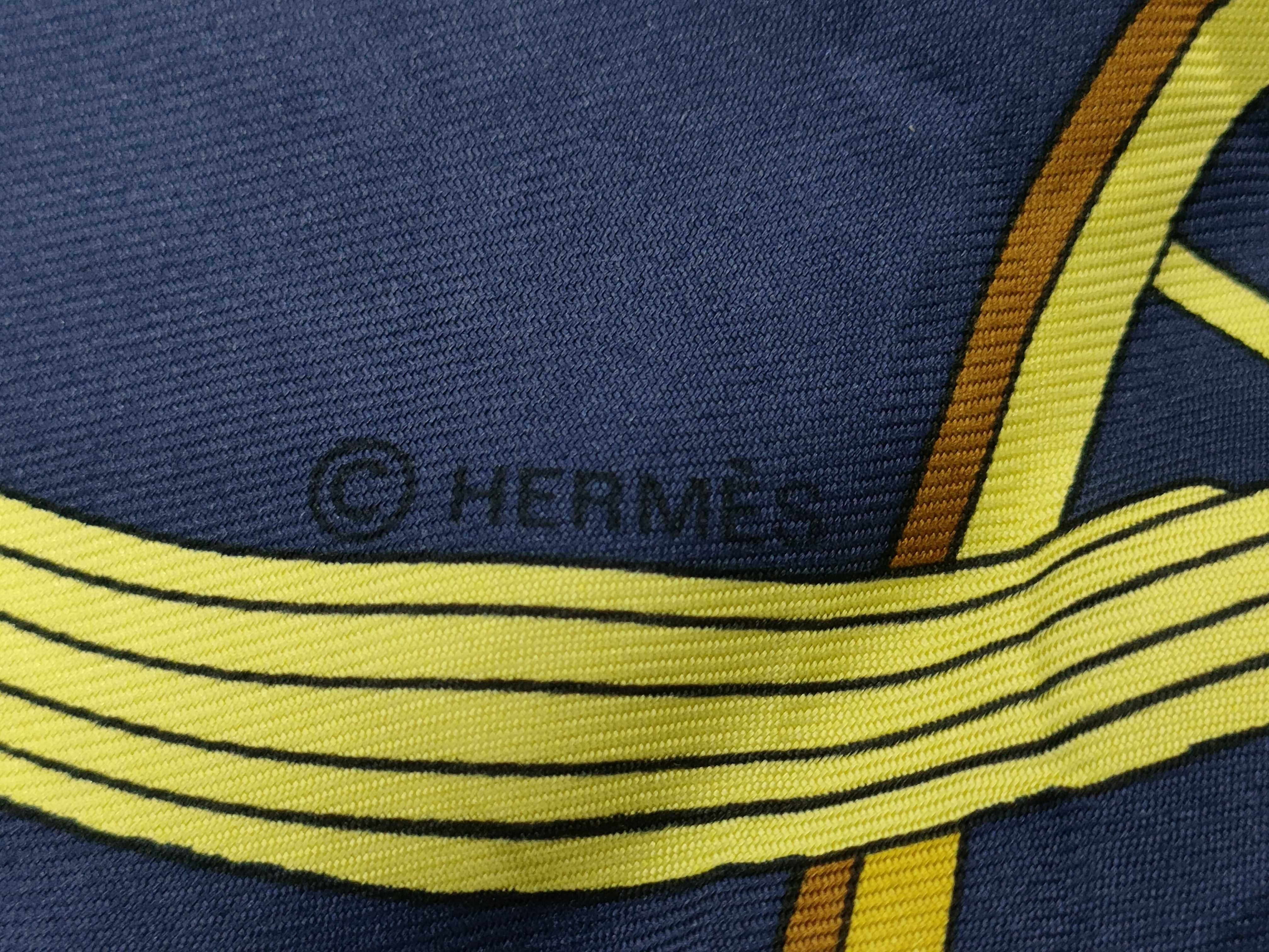 【水曜終了】(10227_0045)HERMES カレ 90 スプリング シワ その他小物