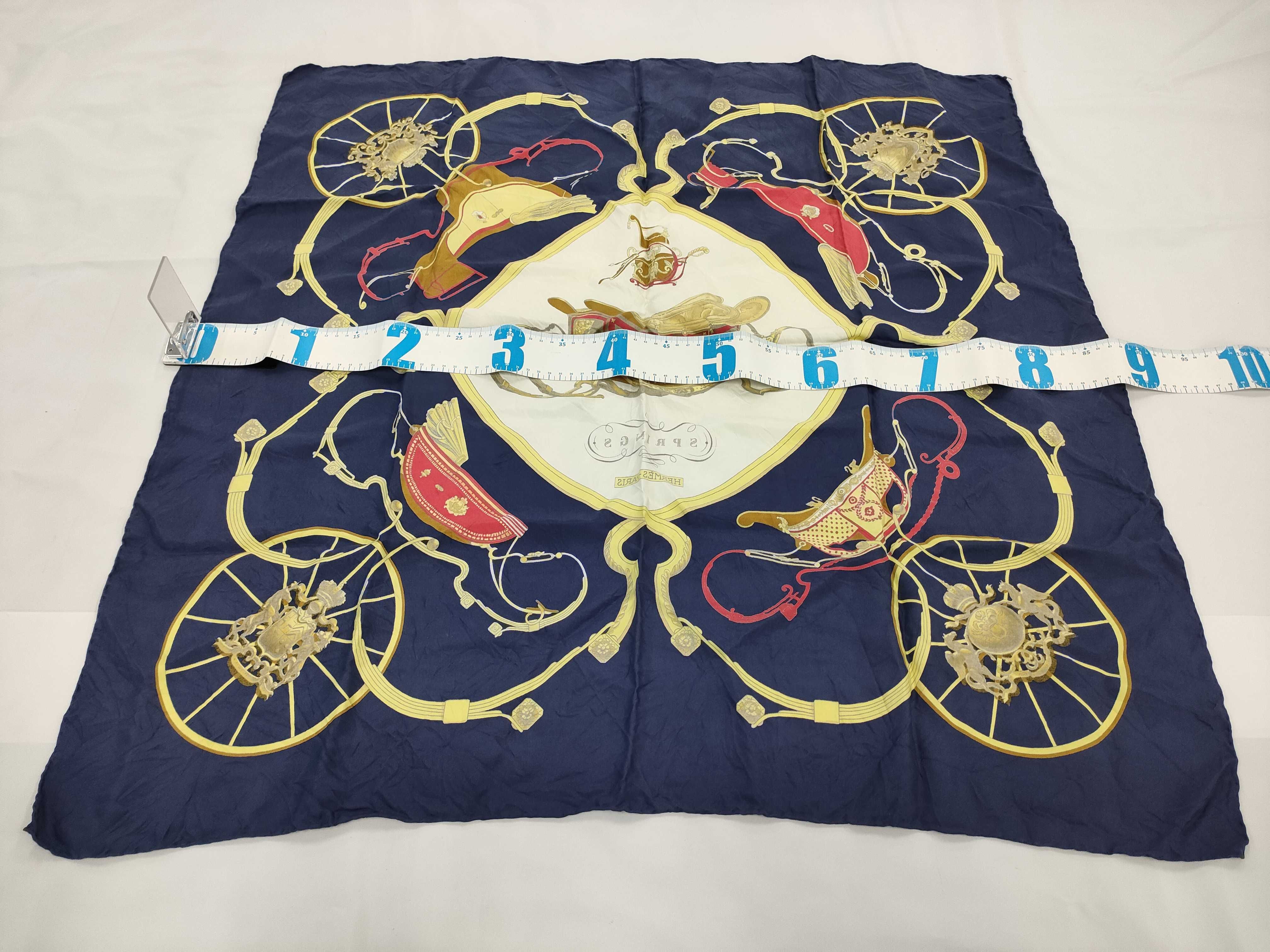 【水曜終了】(10227_0045)HERMES カレ 90 スプリング シワ その他小物