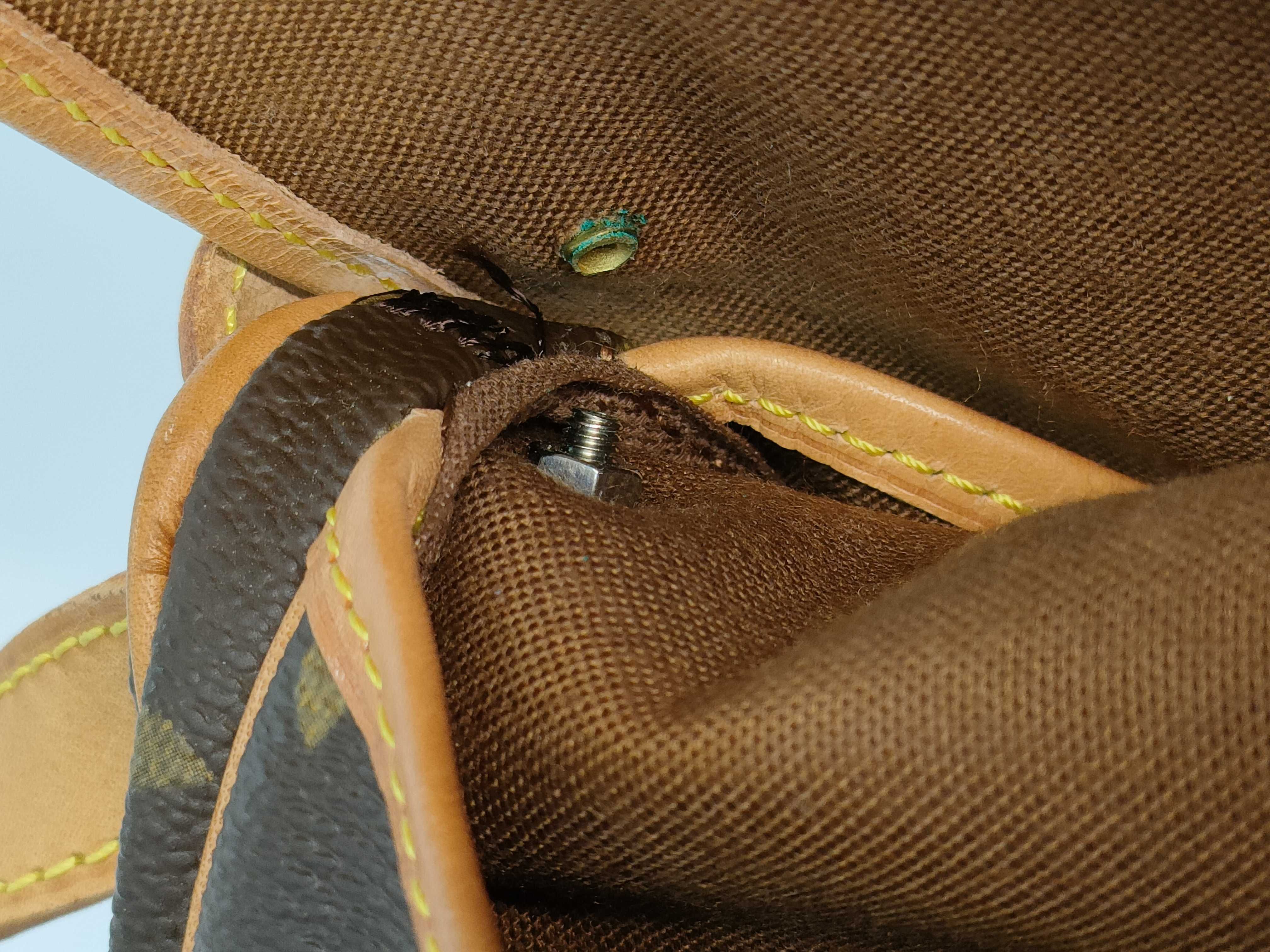 【水曜終了】(10218_0111)LOUIS VUITTON モノグラム M42256 ソミュール30 ショルダーバッグ