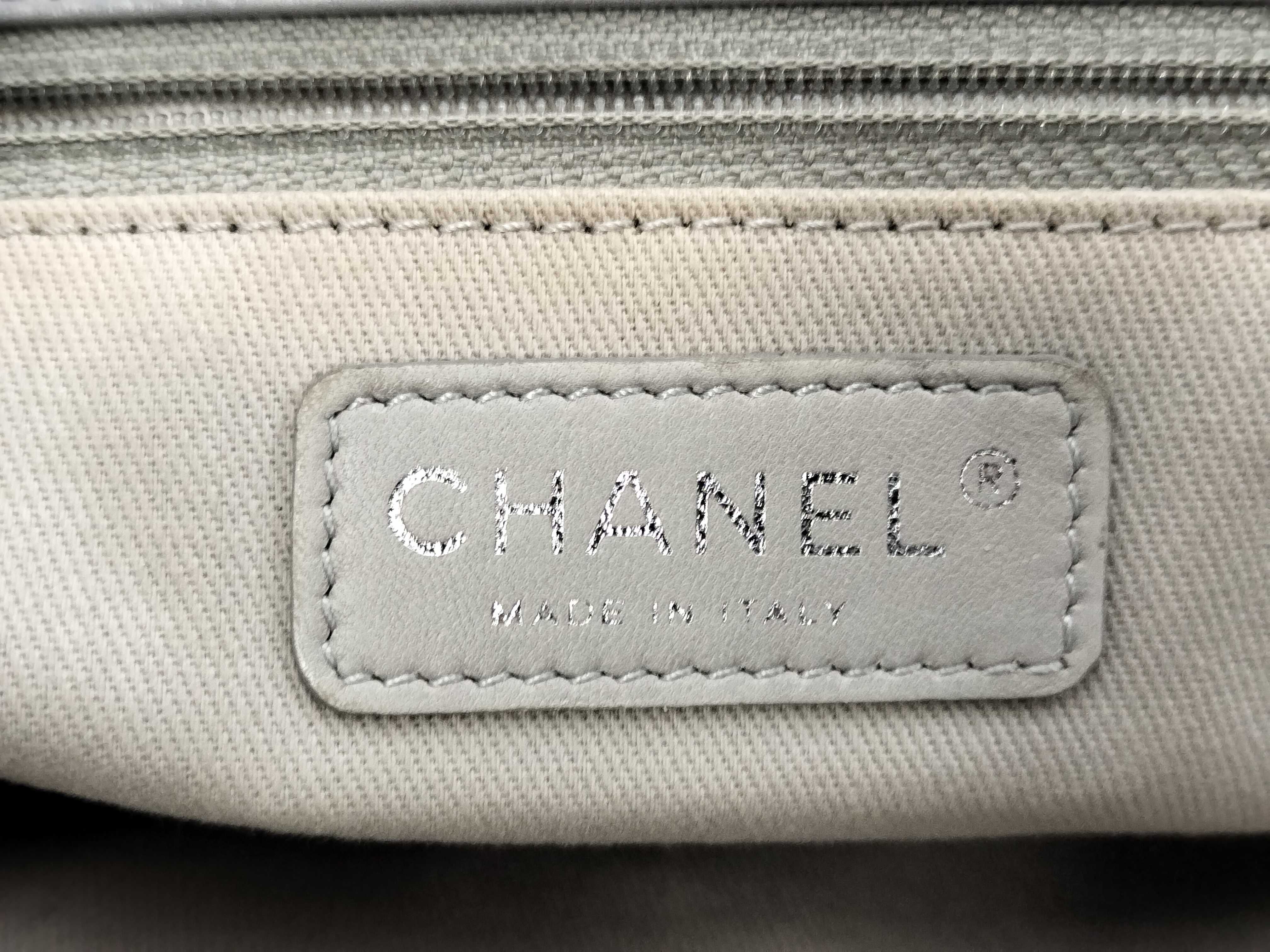 【水曜終了】(10217_0120)CHANEL カーフ ヴィンテージ マトラッセ ココマーク グレー 16番台 ショルダーバッグ