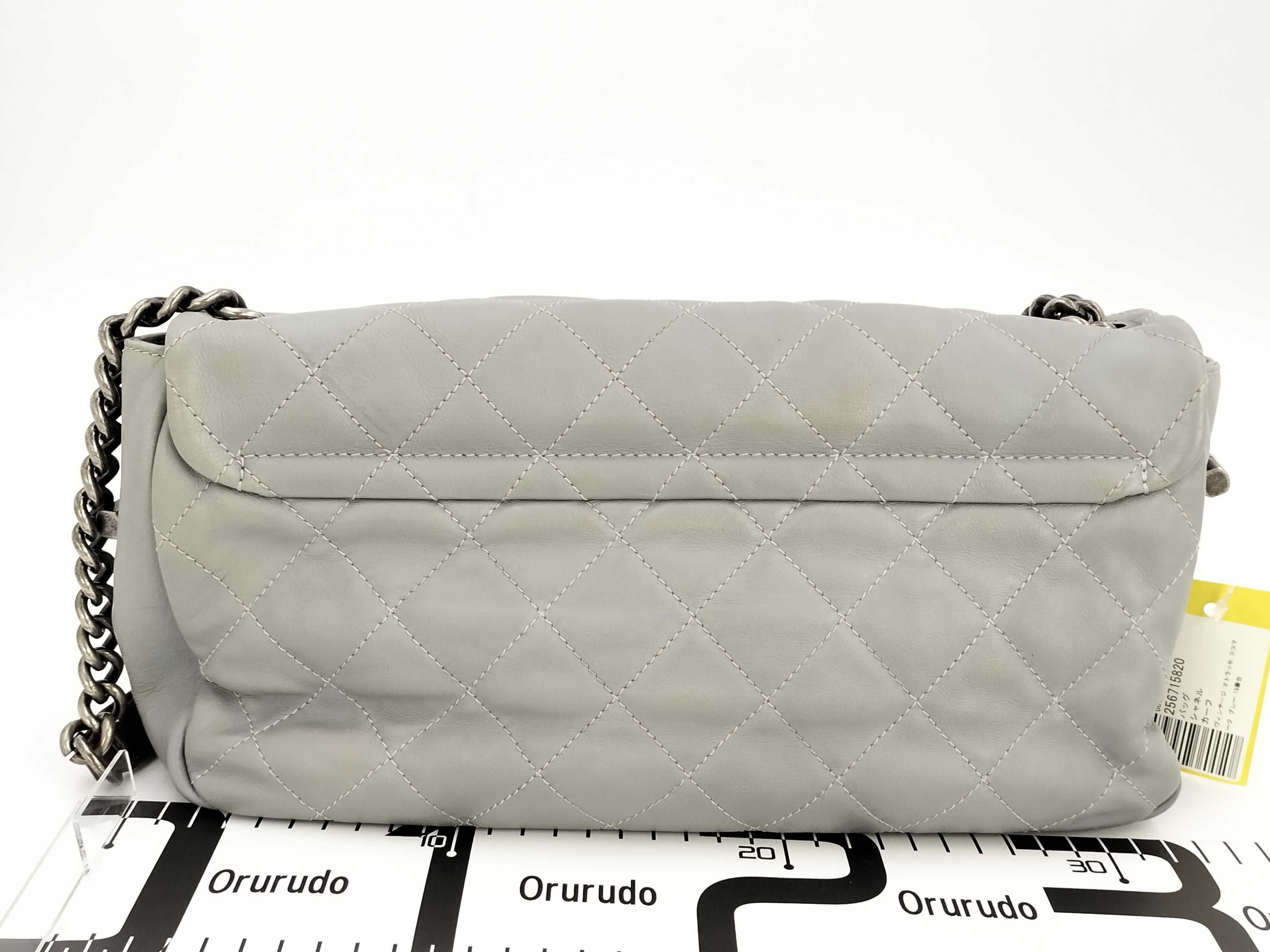 【水曜終了】(10217_0120)CHANEL カーフ ヴィンテージ マトラッセ ココマーク グレー 16番台 ショルダーバッグ