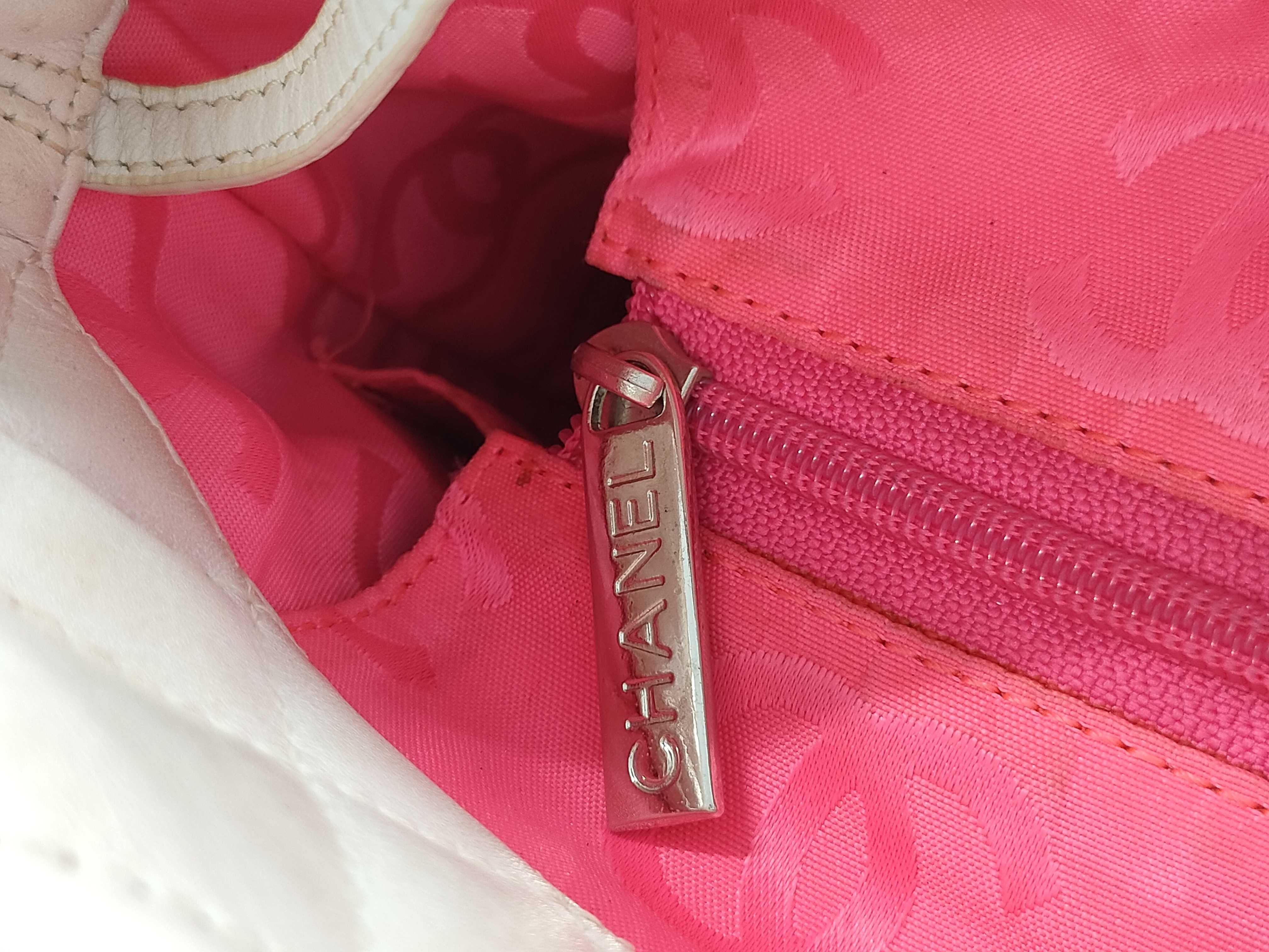 【水曜終了】(10707_0028)CHANEL シャネル カンボンライン ラムスキン ホワイトxブラック シルバー金具 トートバッグ