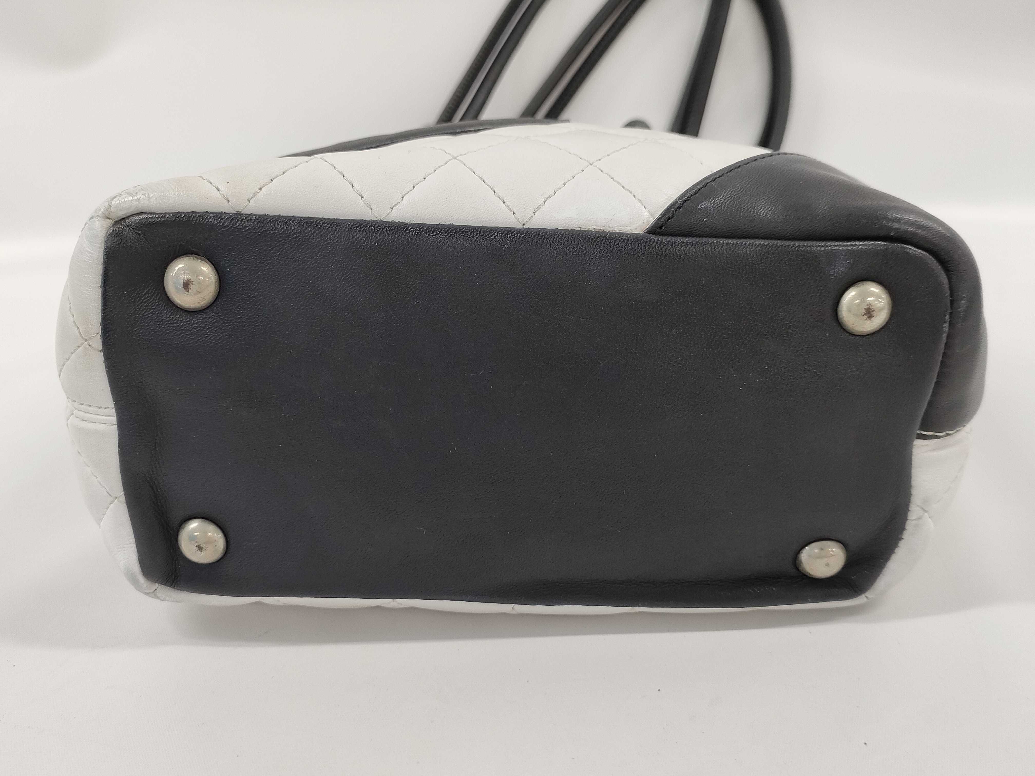 【水曜終了】(10707_0028)CHANEL シャネル カンボンライン ラムスキン ホワイトxブラック シルバー金具 トートバッグ