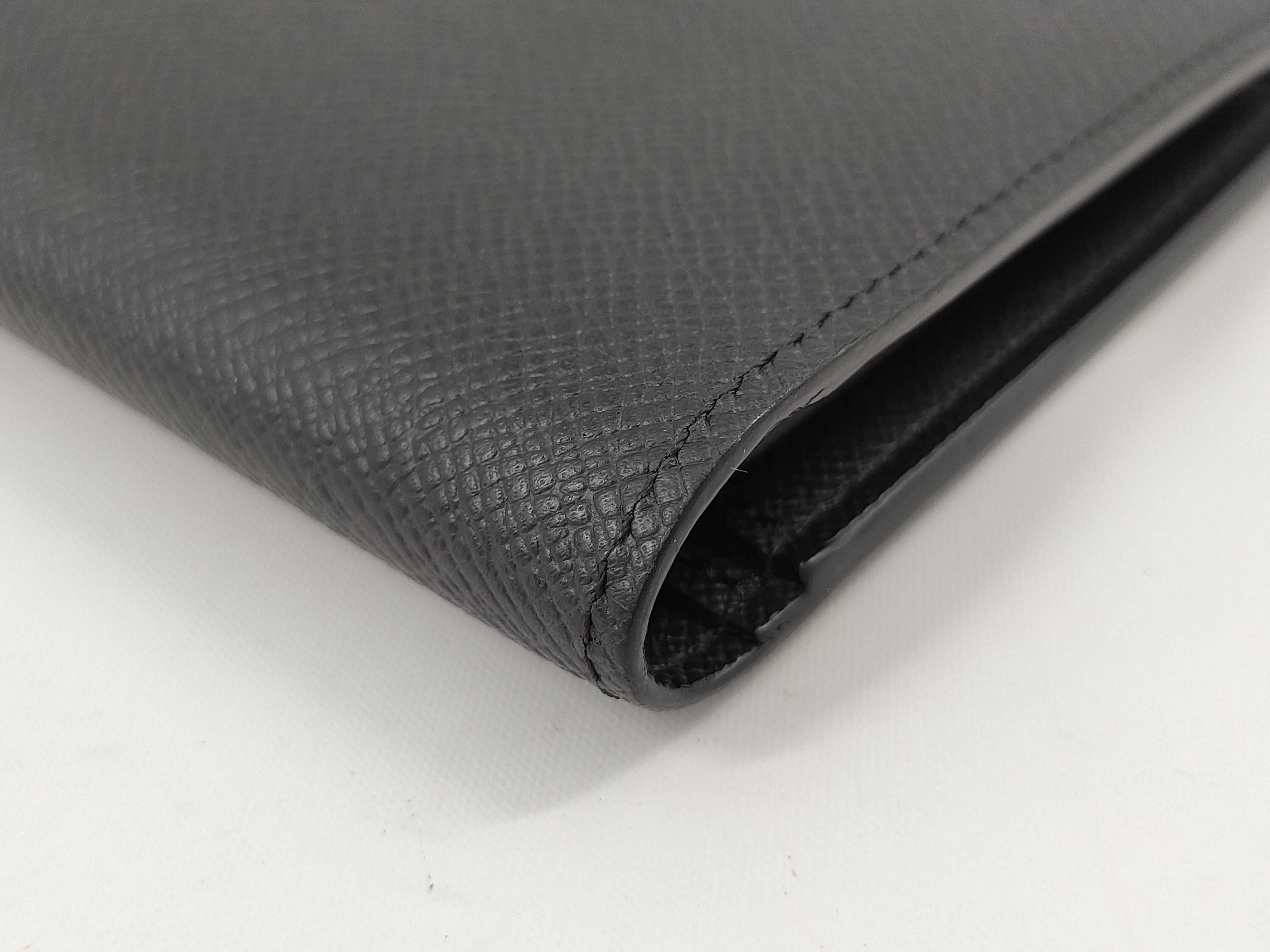 【水曜終了】(10697_0079)LOUIS VUITTON ルイヴィトン タイガ ポルトフォイユロン M30541/TA1210 イニシャル入り ブラック 札入れ