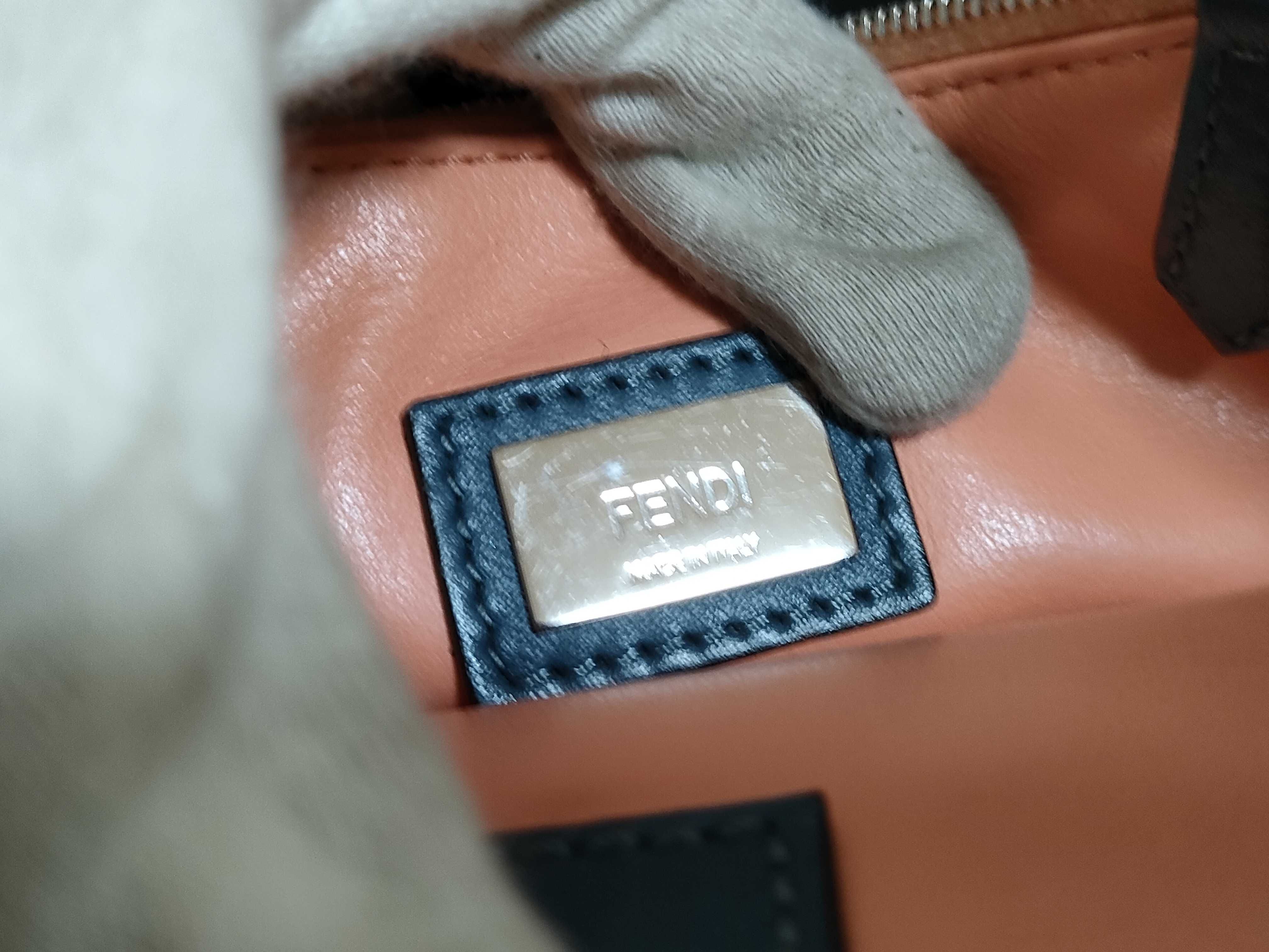 【水曜終了】(10709_0131)FENDI トゥールージュ ショルダーバッグ