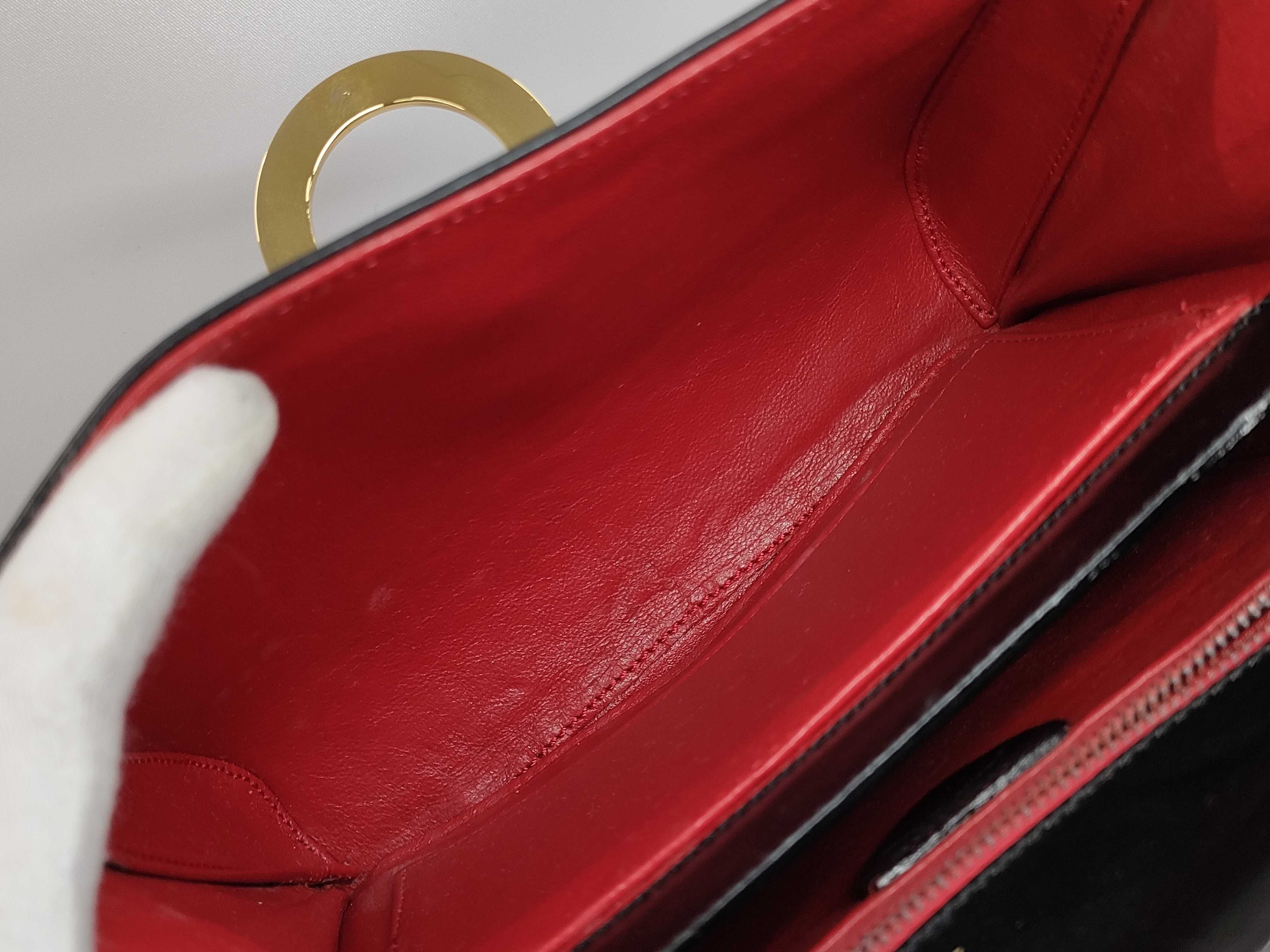 【水曜終了】(10709_0071)CELINE セリーヌ デカサークルロゴ オールレザー 箱付き ショルダーバッグ 黒