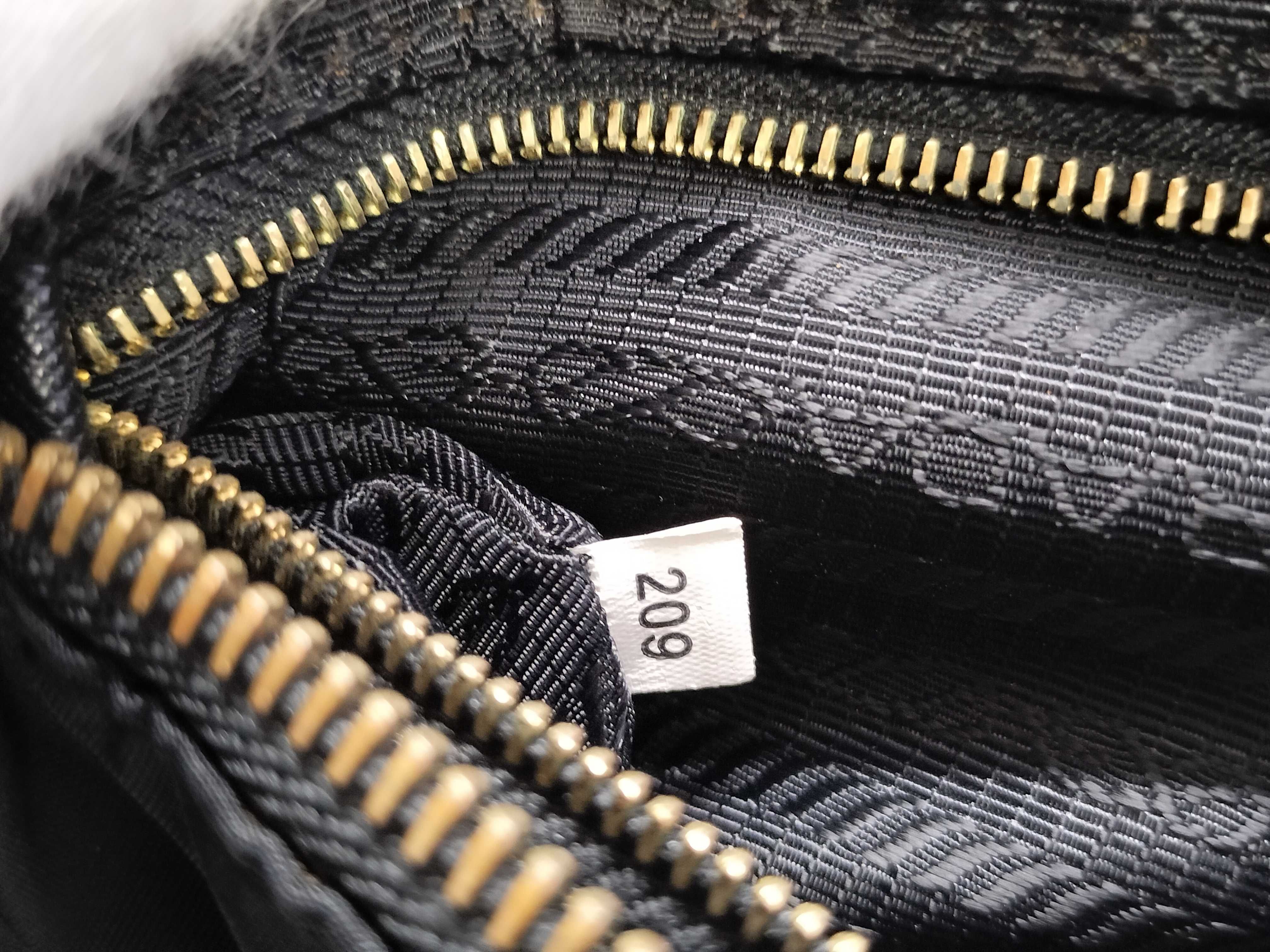 【水曜終了】(10709_0108)プラダ PRADA ショルダーバッグ