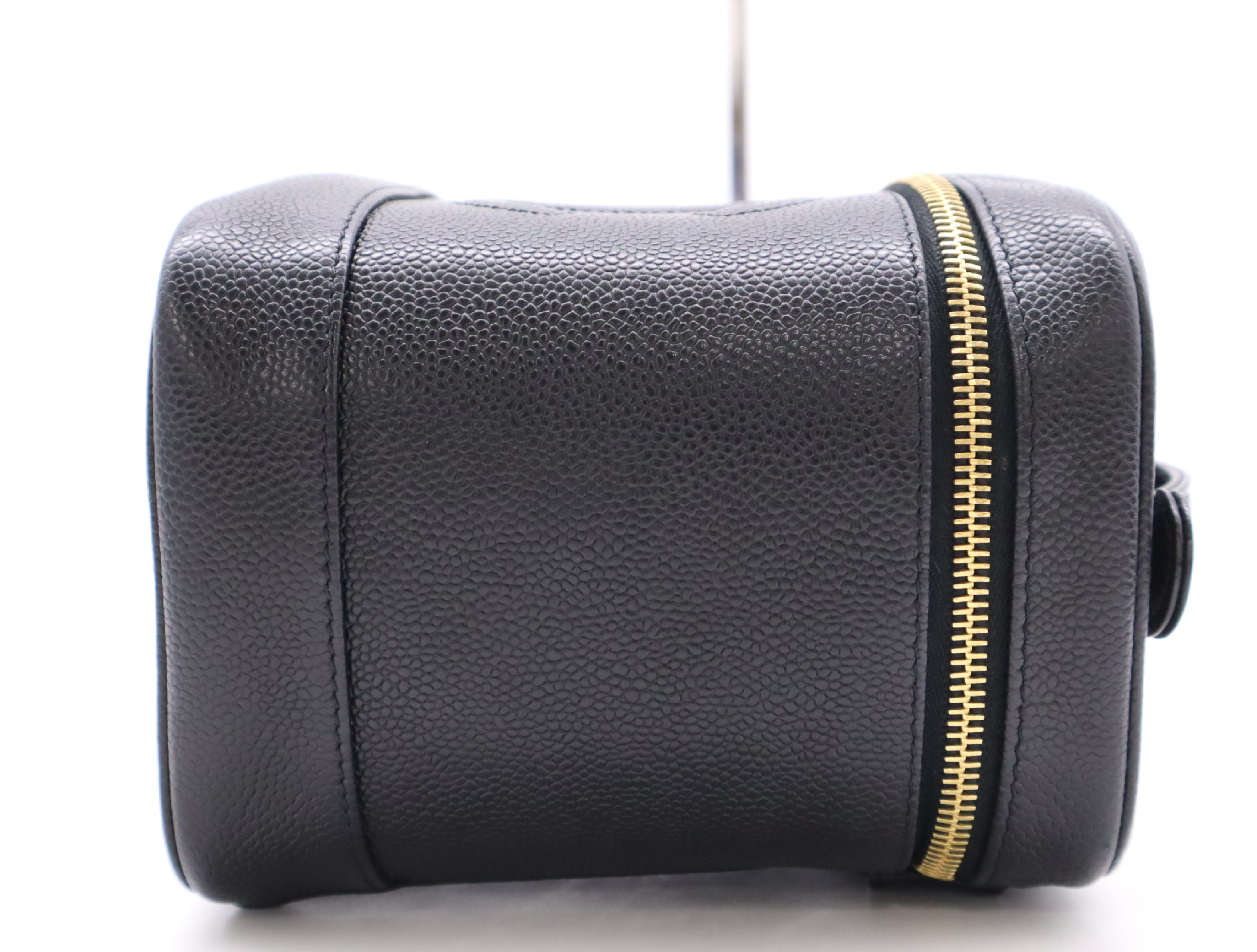 【水曜終了】(10696_0042)CHANEL キャビアスキンココマーク バニティバッグ GD金具 ブラック シール カード 6262764 保存袋付 ハンドバッグ